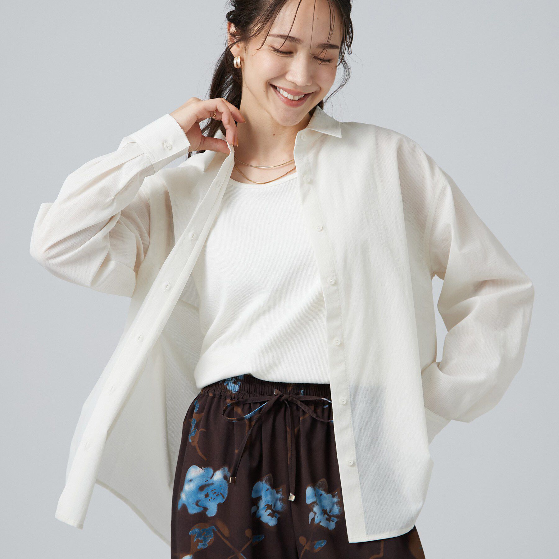 SHOO･LA･RUE「【通気性〇/S-LL/洗濯機可】レギュラーカラーシャツ」|シャツ・ブラウス|アイボリー(004)