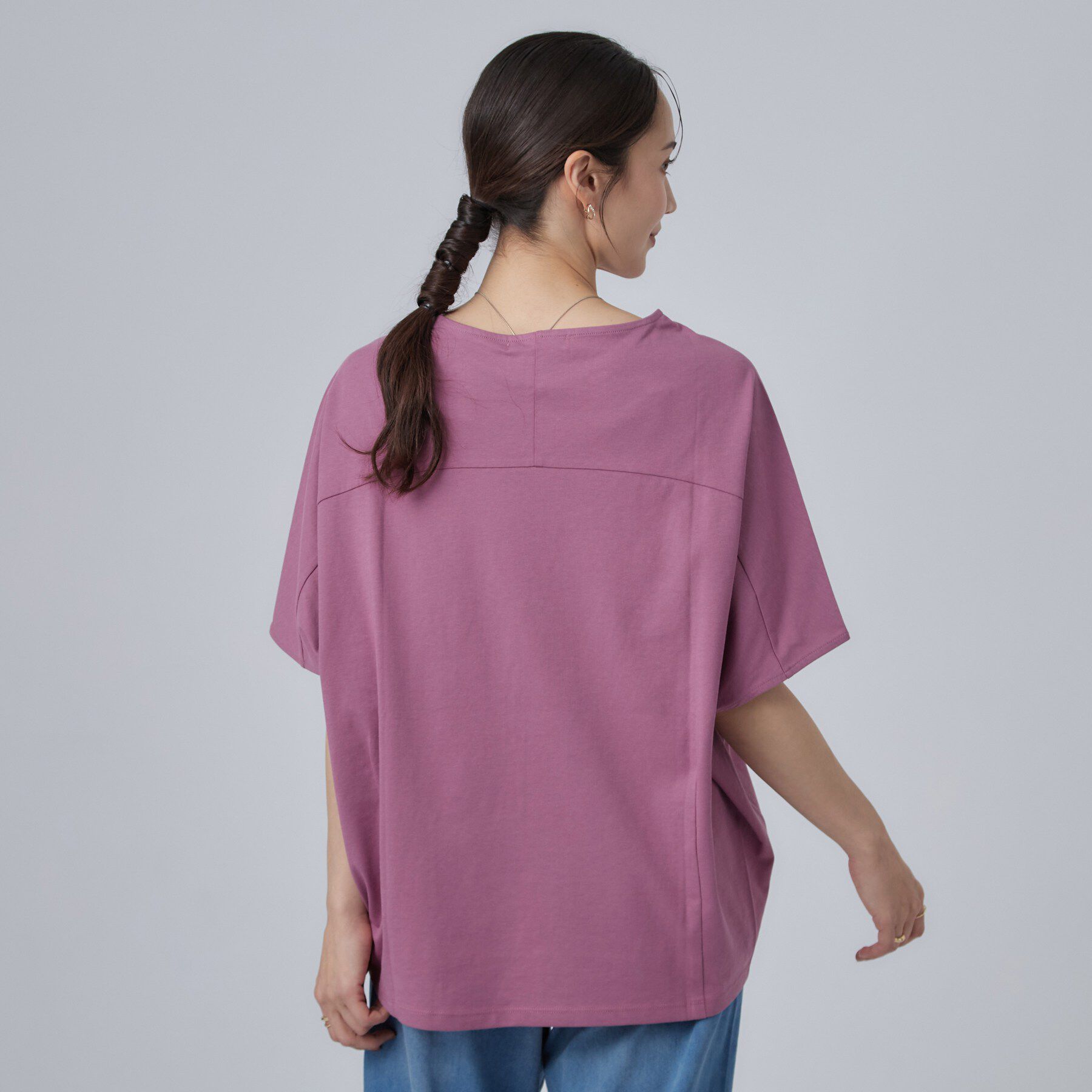 SHOO･LA･RUE「【ひんやり/体型カバー】インせず着られる 上品見えのドルマントップス」|Tシャツ・カットソー|