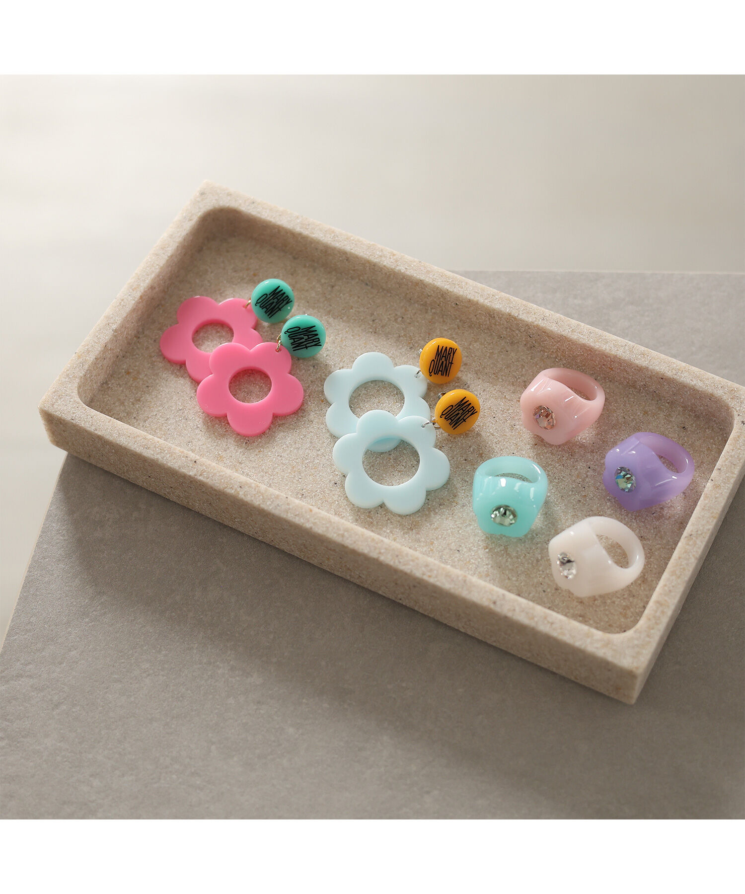 MARY QUANT「レトロPOP ピアス」|ピアス|