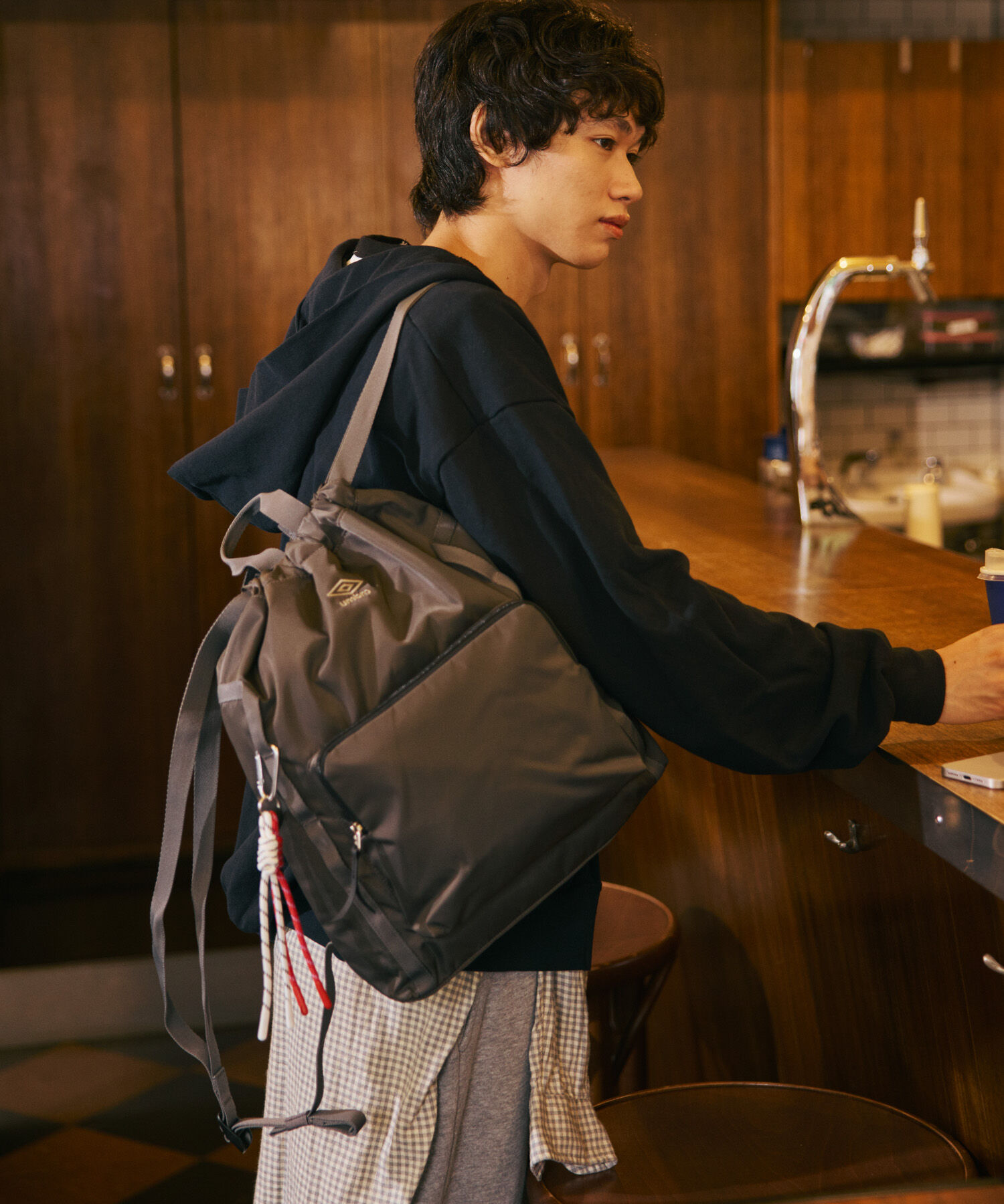 umbro「umbro/アンブロ ６Ｗ１３ 2WAY ナップサック 手持ち B5サイズ対応 20312」|ショルダー・メッセンジャー|