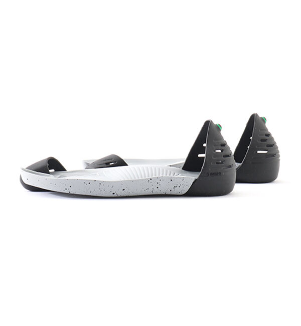  「＊2022年新色デビュ-JUNGLE  【　BODY&times;INSOLE　Black&times;INKEDLIGHT】」|サンダル|