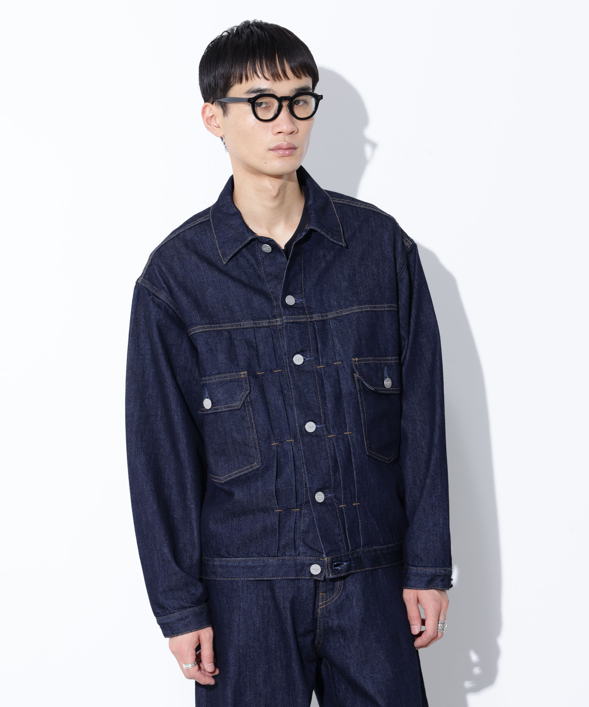 nano･universe「AUTHENコラボ SILKNIZED DENIM トラッカージャケット(セットアップ可)」|ブルゾン・スタジャン|ネイビー
