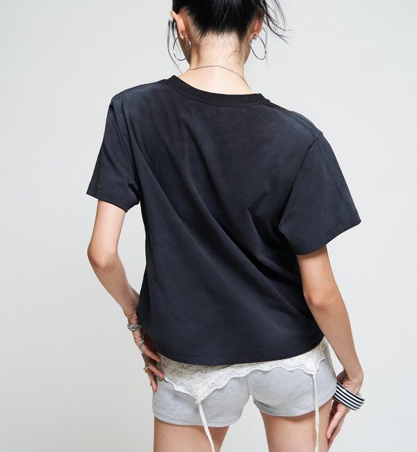  「【Sourcream/UNISEX】ラインストーンスターグラフィックTEE」|Tシャツ・カットソー|