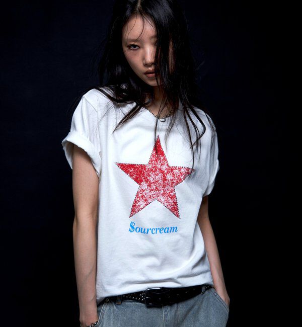  「【Sourcream/UNISEX】ラインストーンスターグラフィックTEE」|Tシャツ・カットソー|