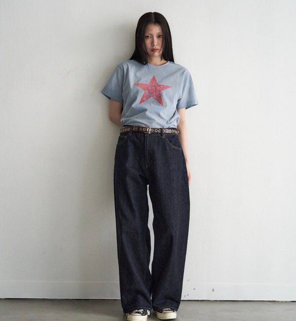  「【Sourcream/UNISEX】ラインストーンスターグラフィックTEE」|Tシャツ・カットソー|