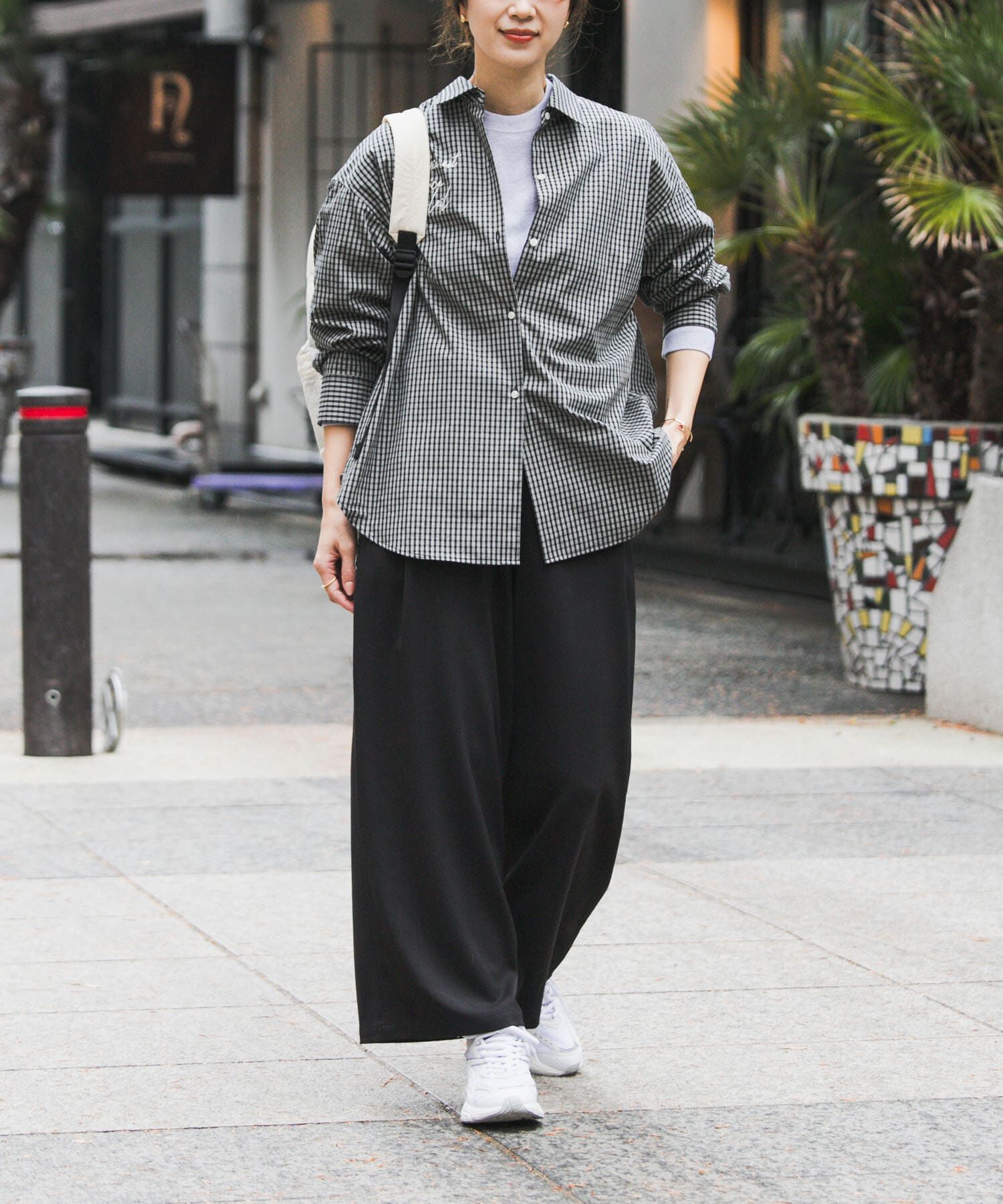 URBAN RESEARCH DOORS「『仁村紗和さん着用』『UR TECH』完声9分丈ワイドパンツ」|その他|