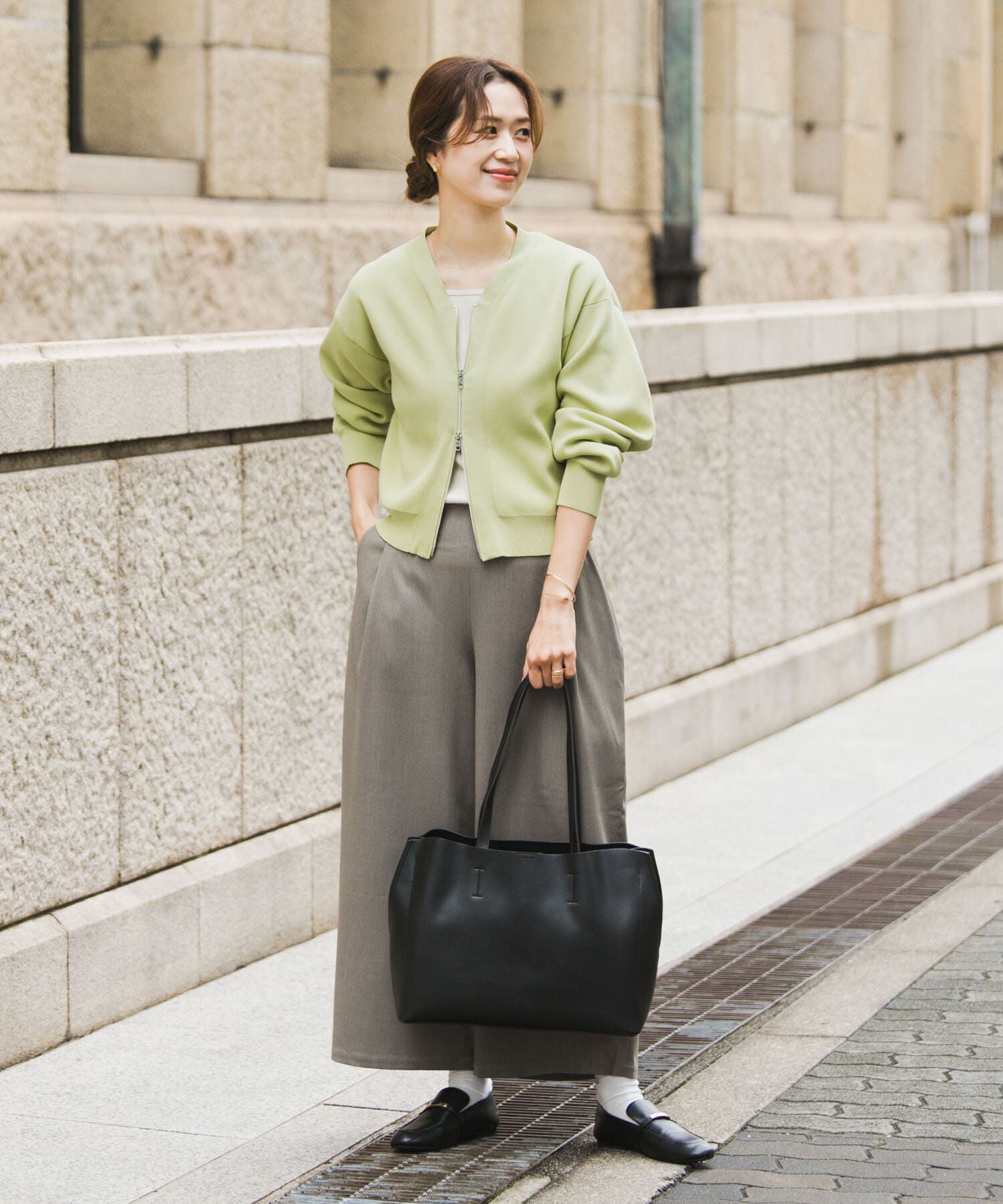 URBAN RESEARCH DOORS「『仁村紗和さん着用』『UR TECH』完声9分丈ワイドパンツ」|その他|