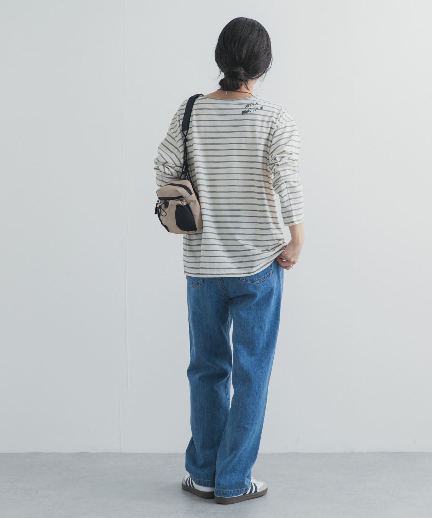 URBAN RESEARCH DOORS「バック刺繍ロングスリーブTシャツ」|Tシャツ・カットソー|