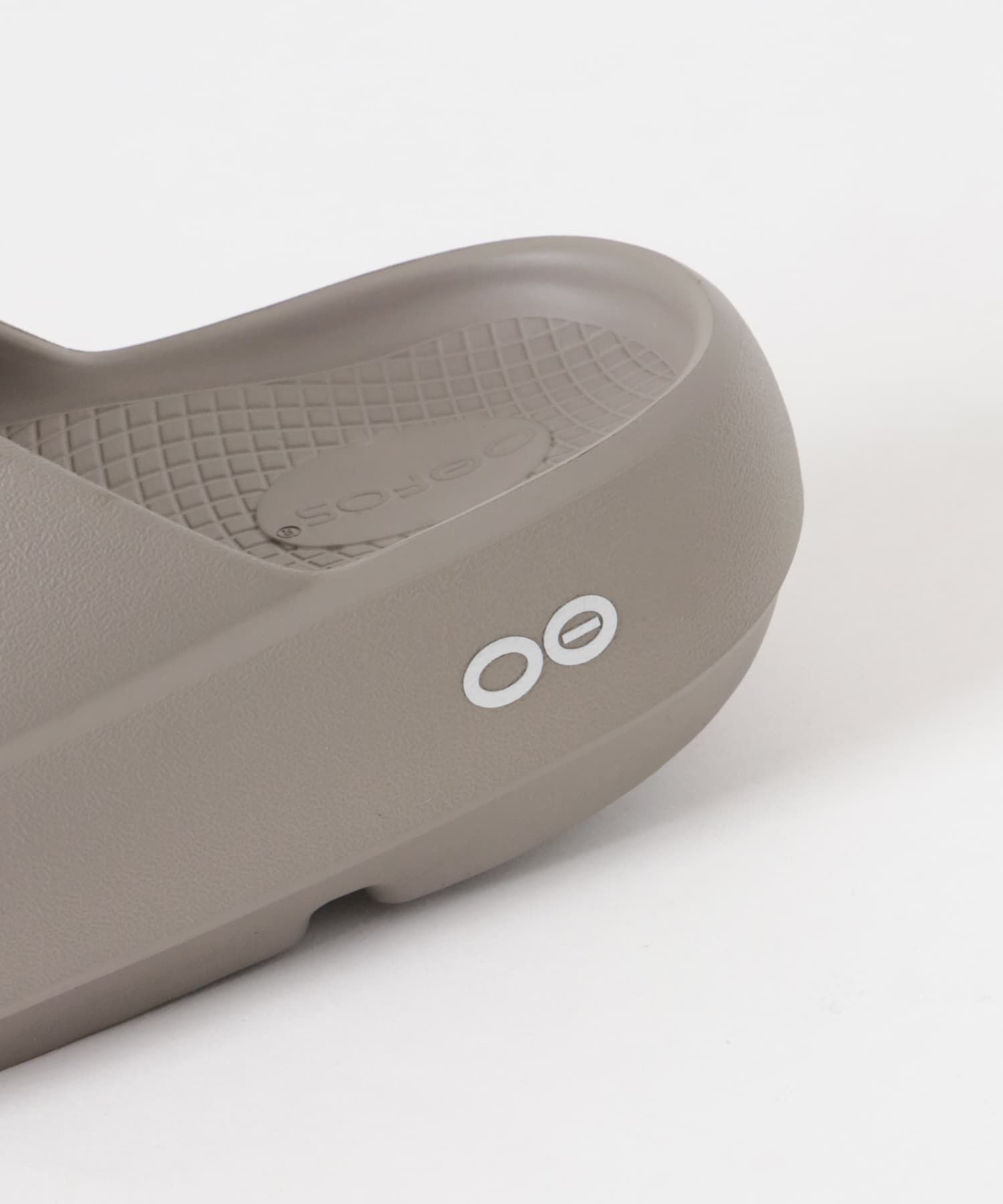 URBAN RESEARCH DOORS「OOFOS　OOAHH+」|サンダル|