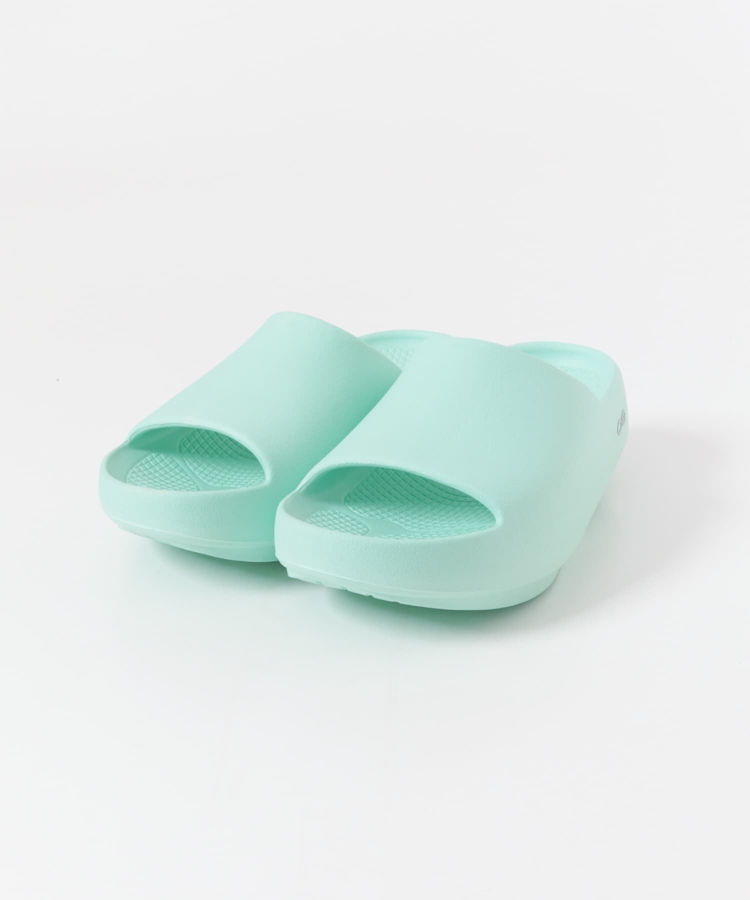 URBAN RESEARCH DOORS「OOFOS　OOAHH+」|サンダル|