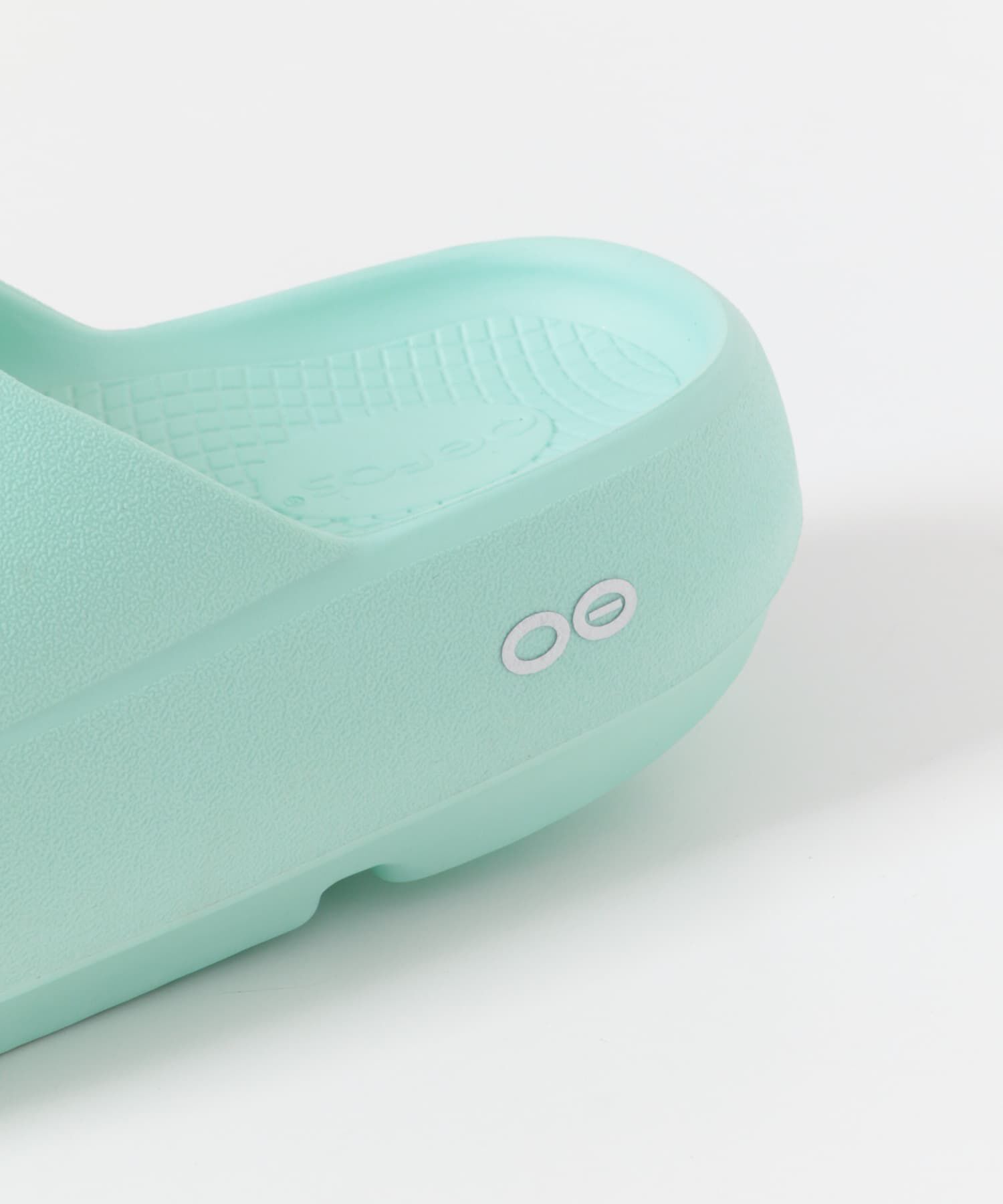 URBAN RESEARCH DOORS「OOFOS　OOAHH+」|サンダル|
