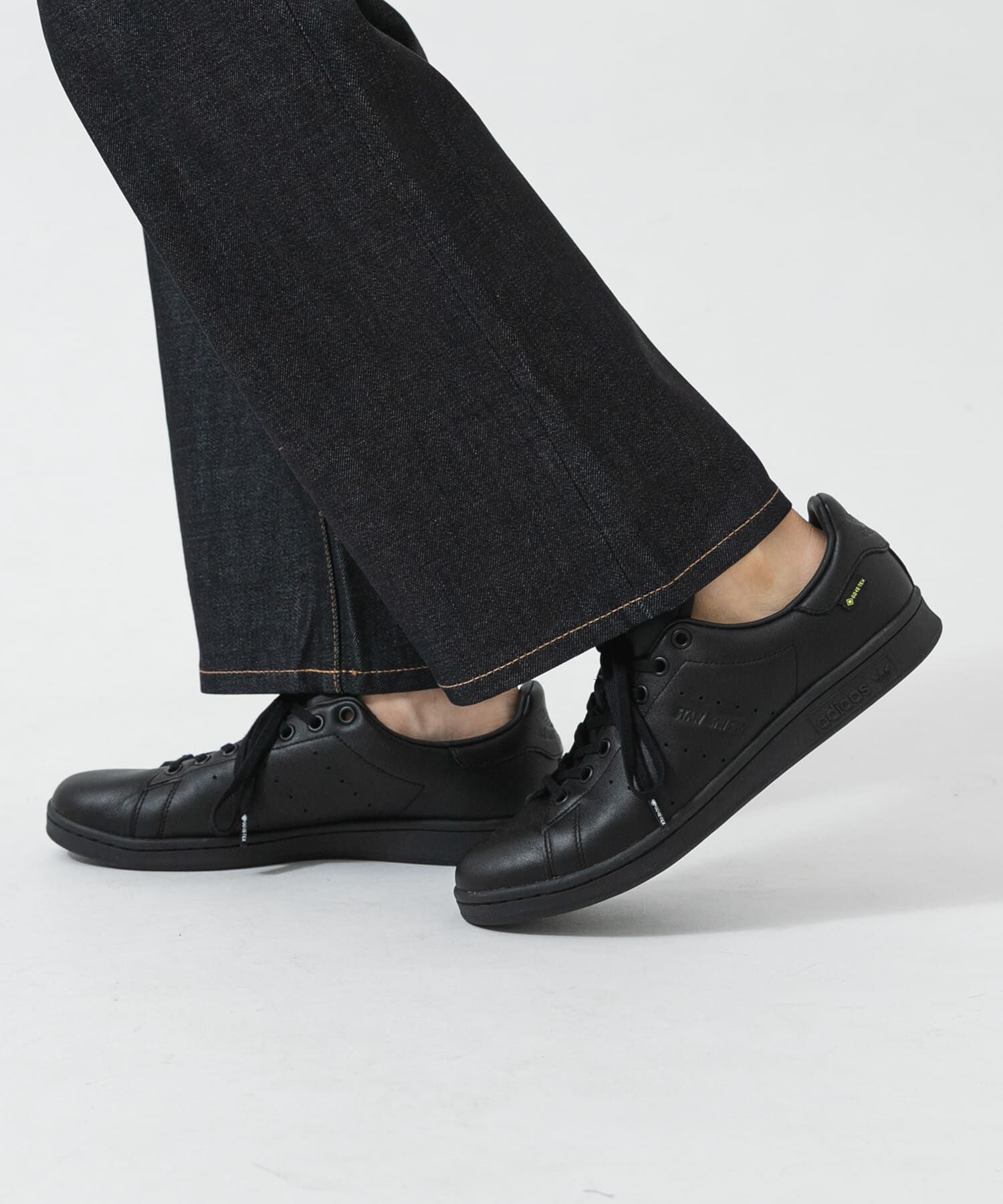 URBAN RESEARCH「adidas　STAN SMITH GTX」|スニーカー|