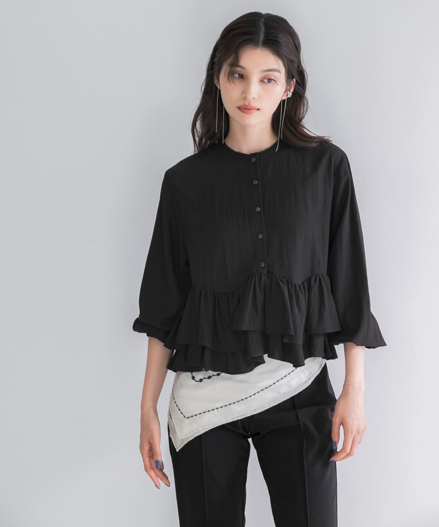 URBAN RESEARCH ROSSO「『WEB限定』フリルヘムブラウス」|シャツ・ブラウス|