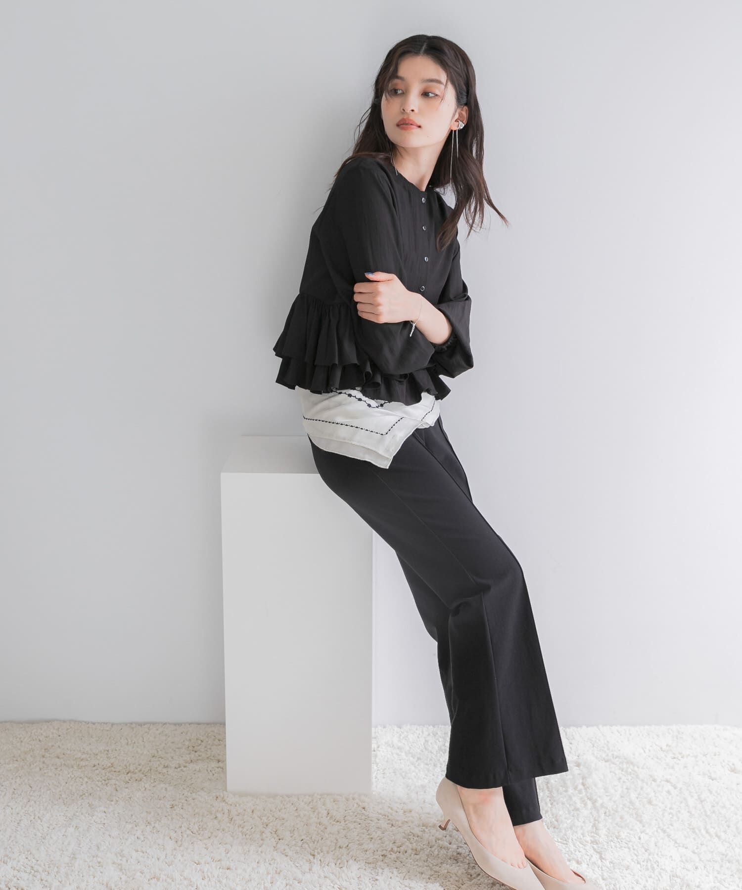 URBAN RESEARCH ROSSO「『WEB限定』フリルヘムブラウス」|シャツ・ブラウス|