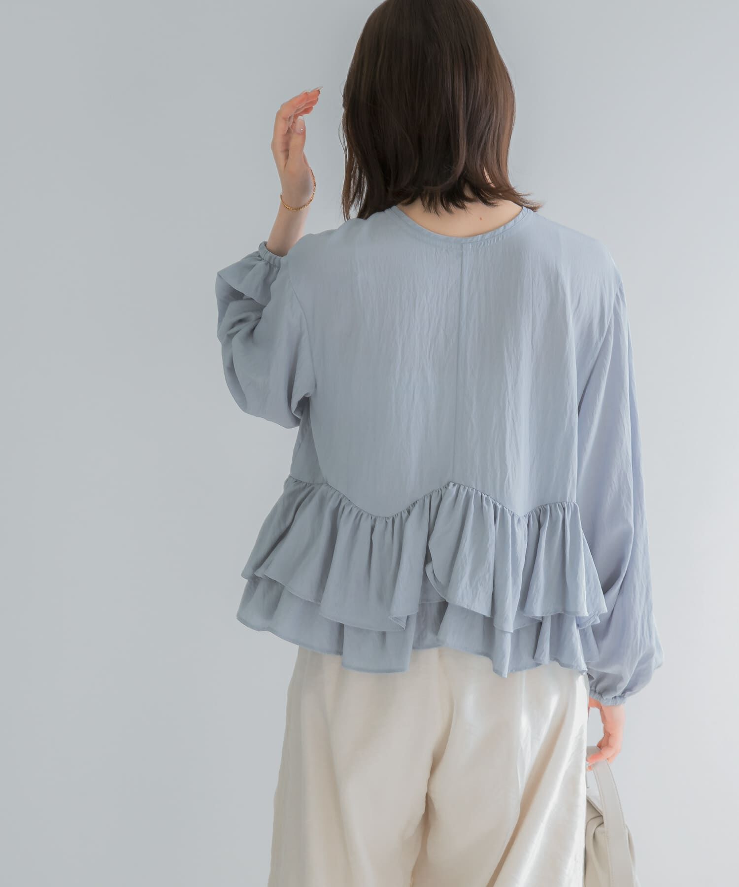 URBAN RESEARCH ROSSO「『WEB限定』フリルヘムブラウス」|シャツ・ブラウス|