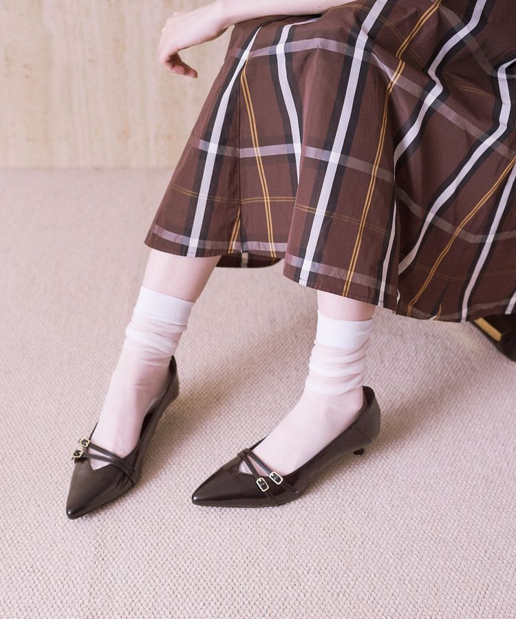 YECCA VECCA「ポインテッドストラップパンプス」|パンプス|Black