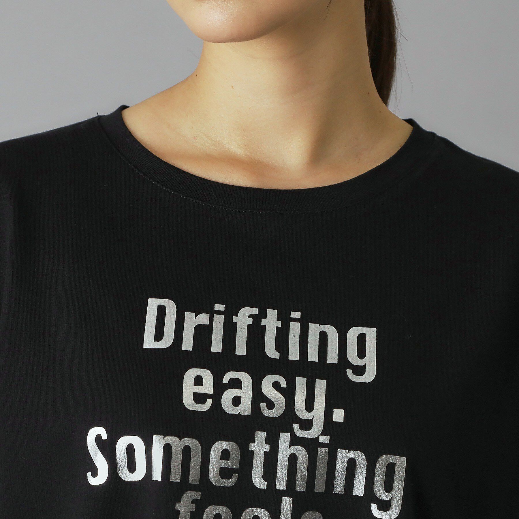 DRESSTERIOR「◆【箔ロゴ】箔プリントドルマンスリーブ Tシャツ」|Tシャツ・カットソー|