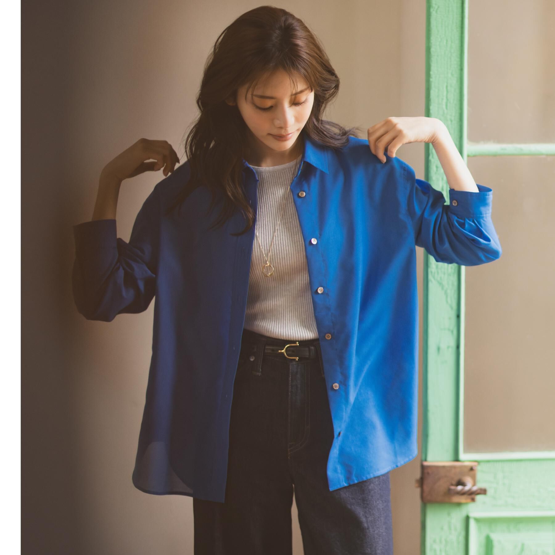 grove「【洗濯機OK・ひんやり】朝晩の気温差に◎軽やかシアーシャツ」|シャツ・ブラウス|