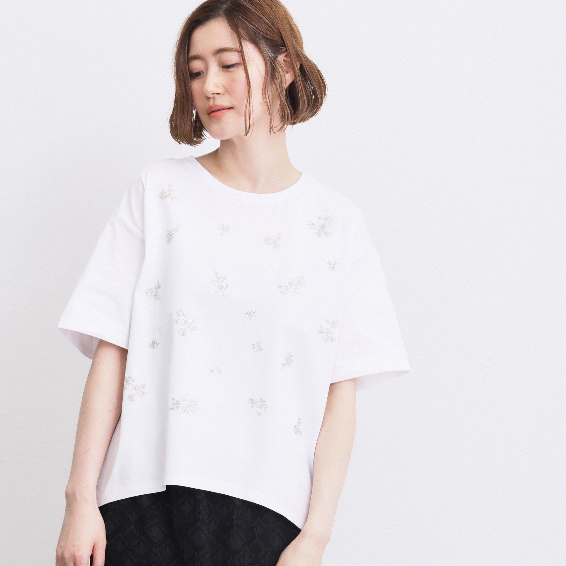 grove「フラワーモチーフスパンコールTシャツ」|Tシャツ・カットソー|