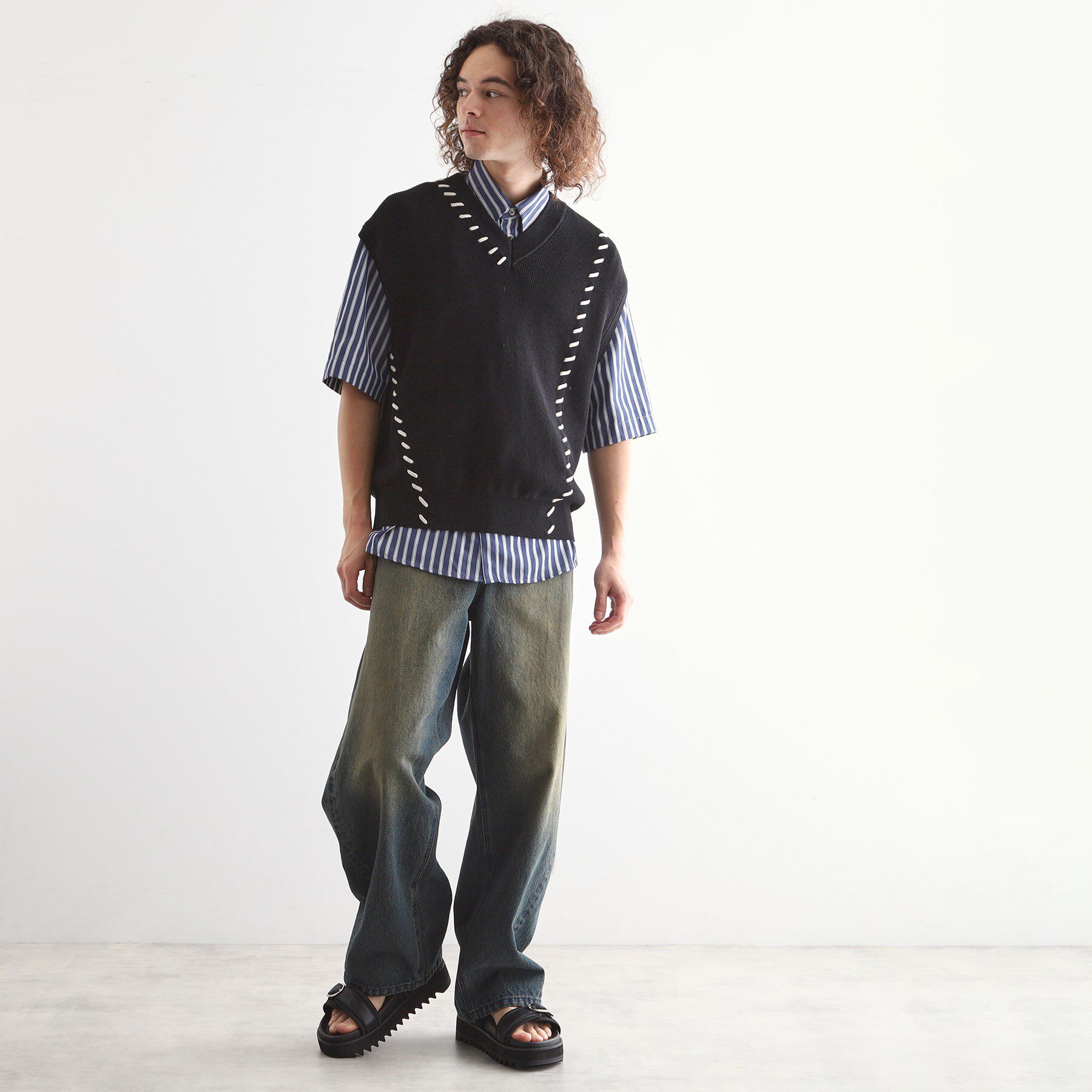 tk.TAKEO KIKUCHI「◆クロップドVネックニットベスト」|ベスト・ジレ|