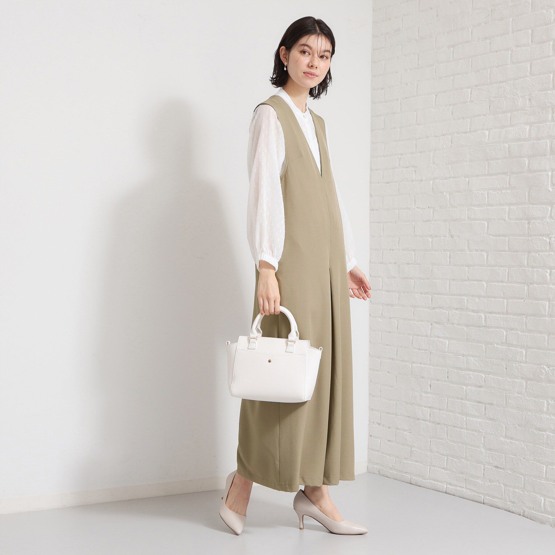 THE SHOP TK「【きれいめにもカジュアルにも】Vネックオールインワン」|オールインワン|
