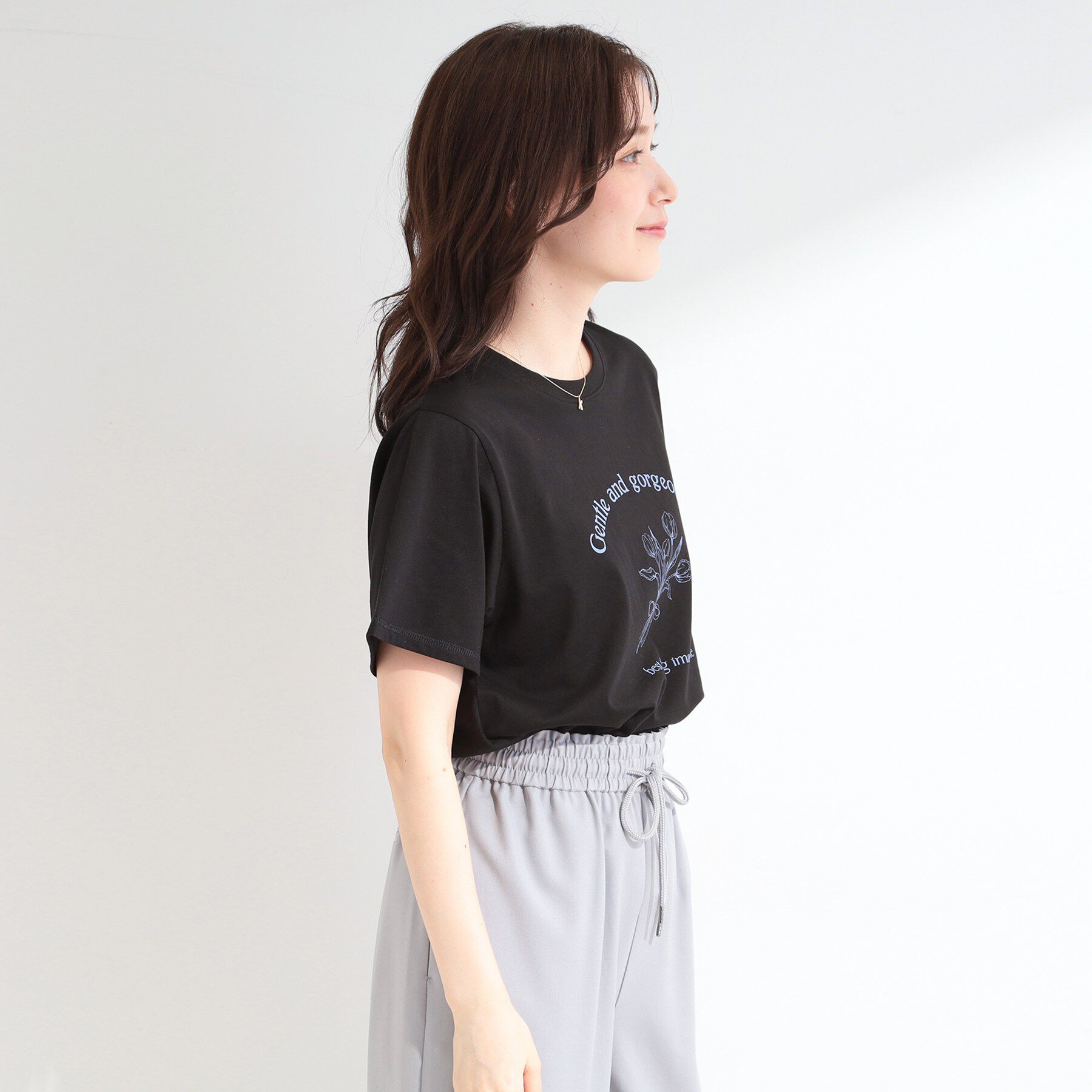 SHOO･LA･RUE「【綿100%/ひんやり/S-LL/洗濯機可】選べる5柄 大人のベーシックカラープリントTシャツ」|Tシャツ・カットソー|