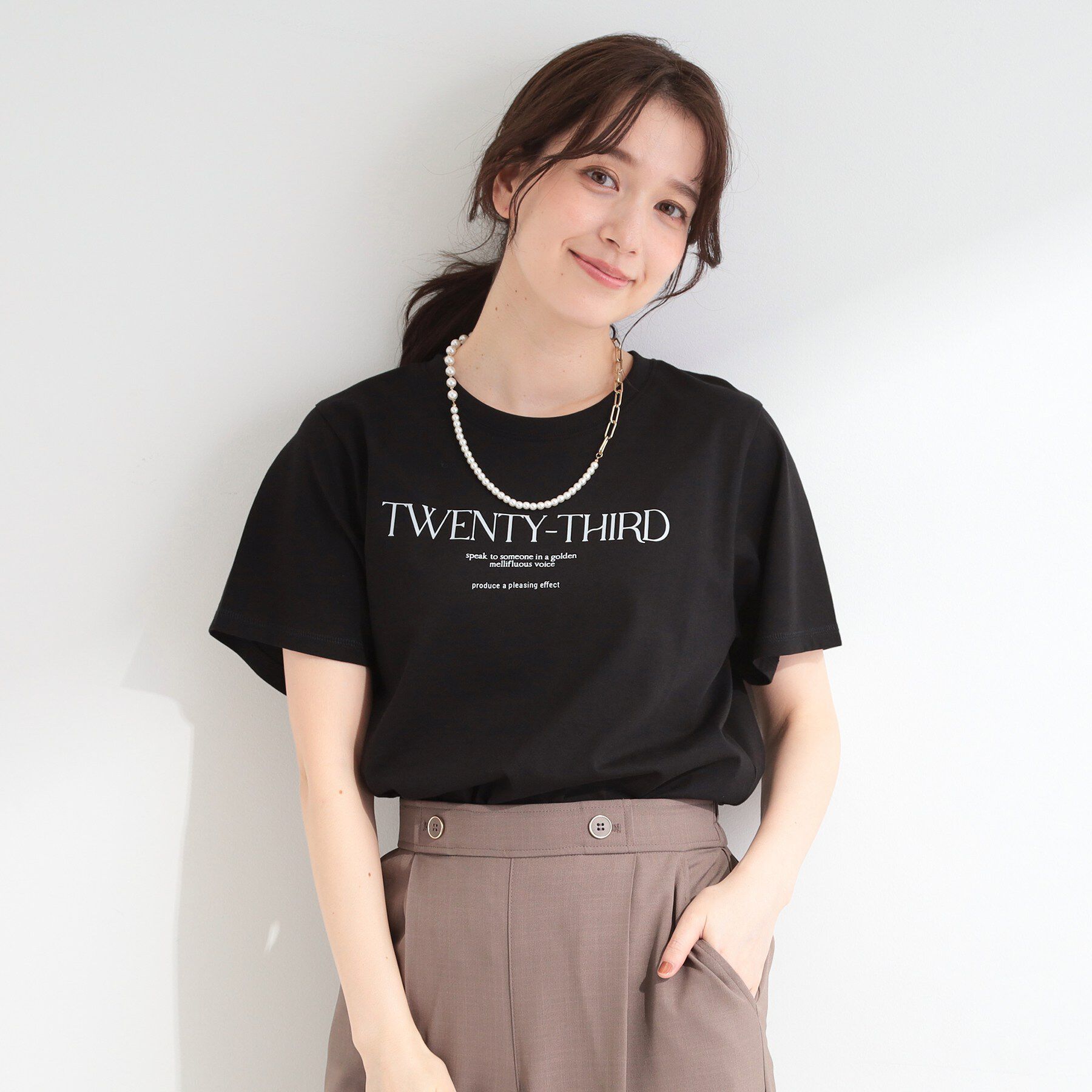 SHOO･LA･RUE「【綿100%/ひんやり/S-LL/洗濯機可】選べる5柄 大人のベーシックカラープリントTシャツ」|Tシャツ・カットソー|