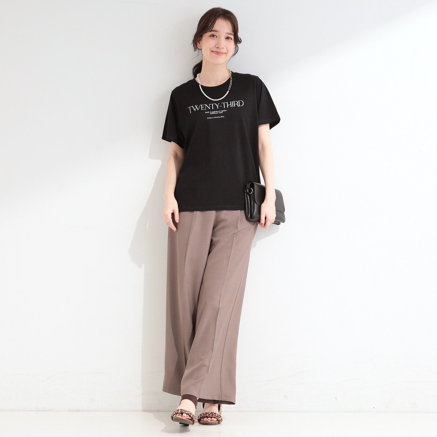SHOO･LA･RUE「【綿100%/ひんやり/S-LL/洗濯機可】選べる5柄 大人のベーシックカラープリントTシャツ」|Tシャツ・カットソー|
