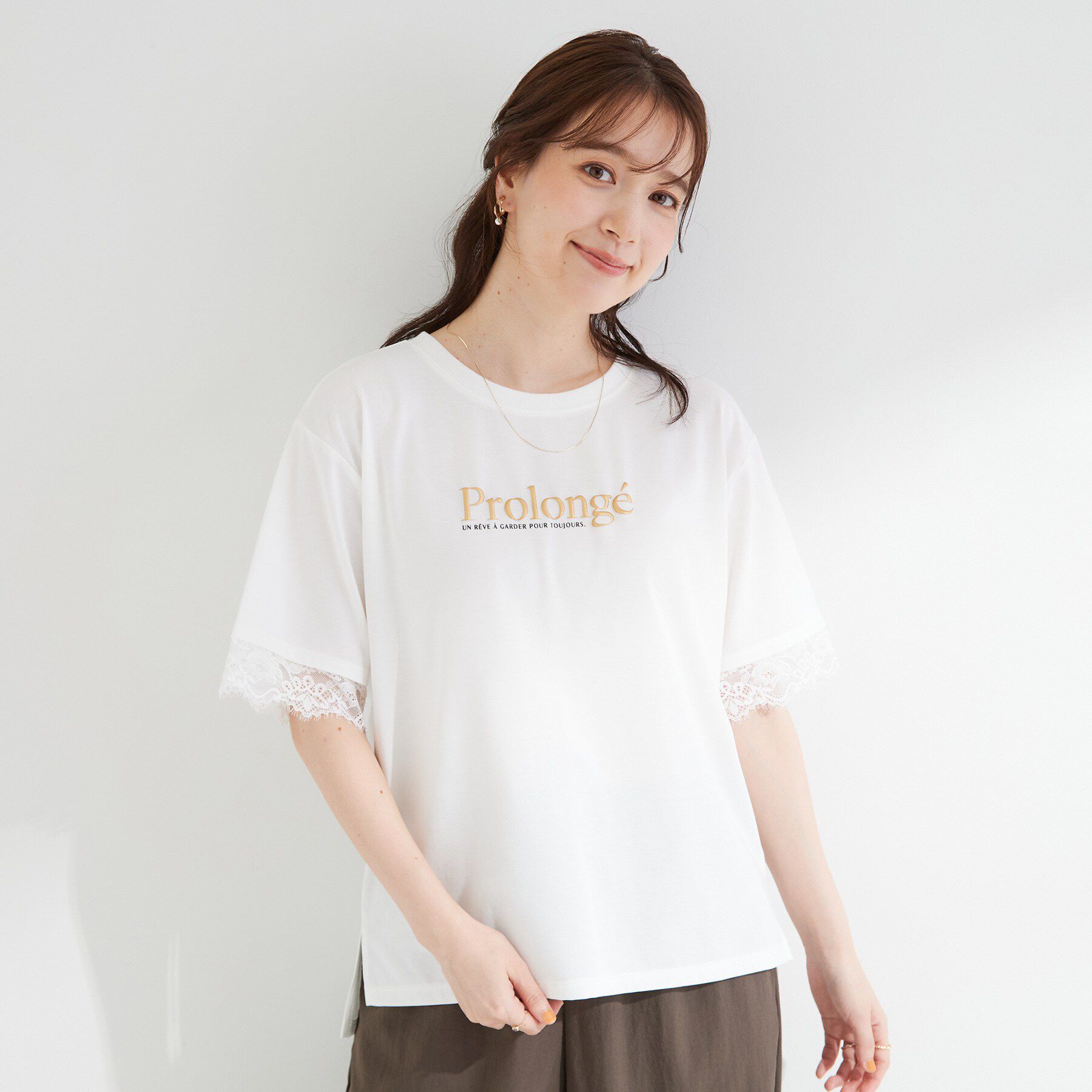 SHOO･LA･RUE「【ひんやり/UV/S-LL】柄アソート お袖レースが旬顔 上品に決まる大人Tシャツ」|Tシャツ・カットソー|