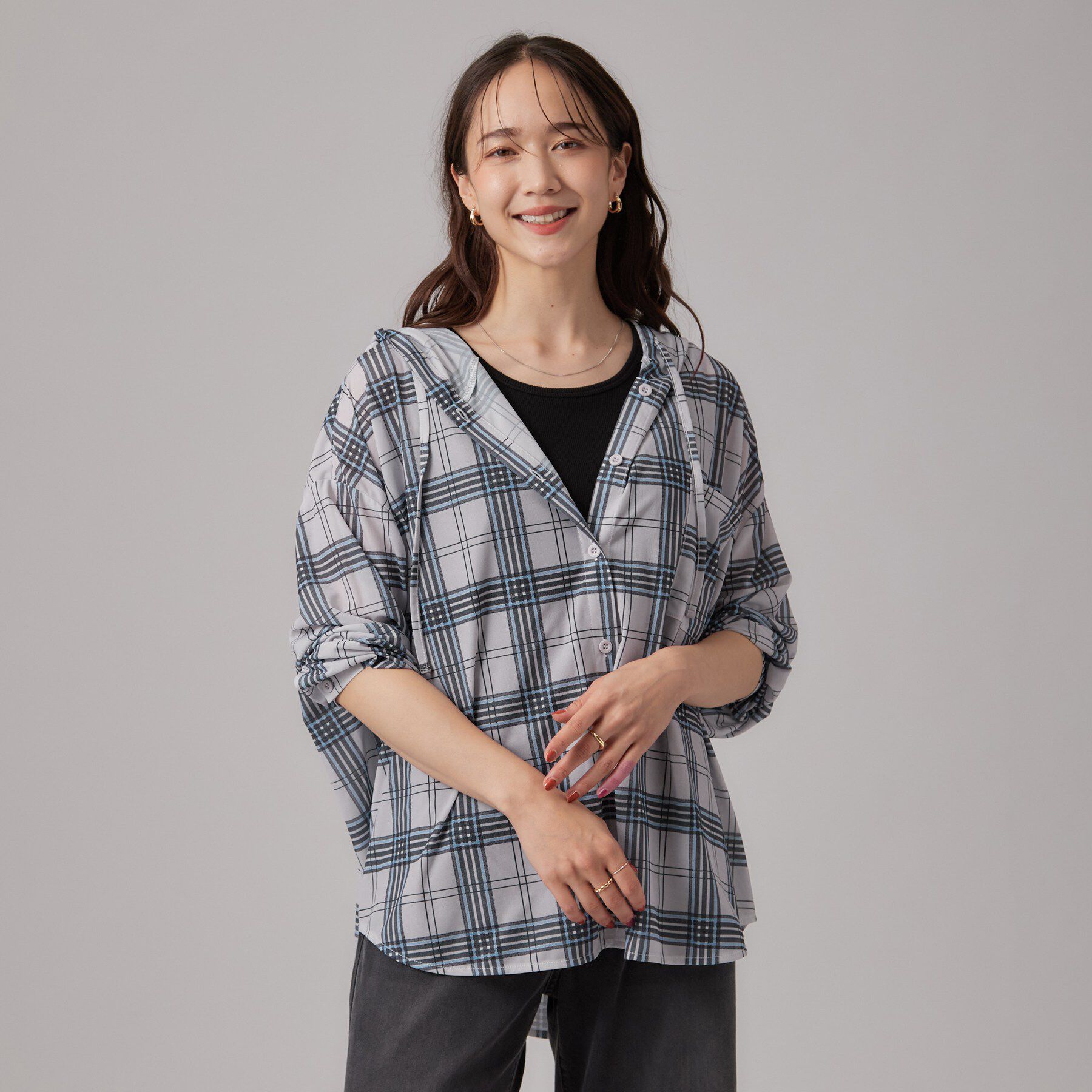 SHOO･LA･RUE「【洗濯機可/体型カバー】程よい透け感の ゆるシルエットシア―シャツ」|パーカー|