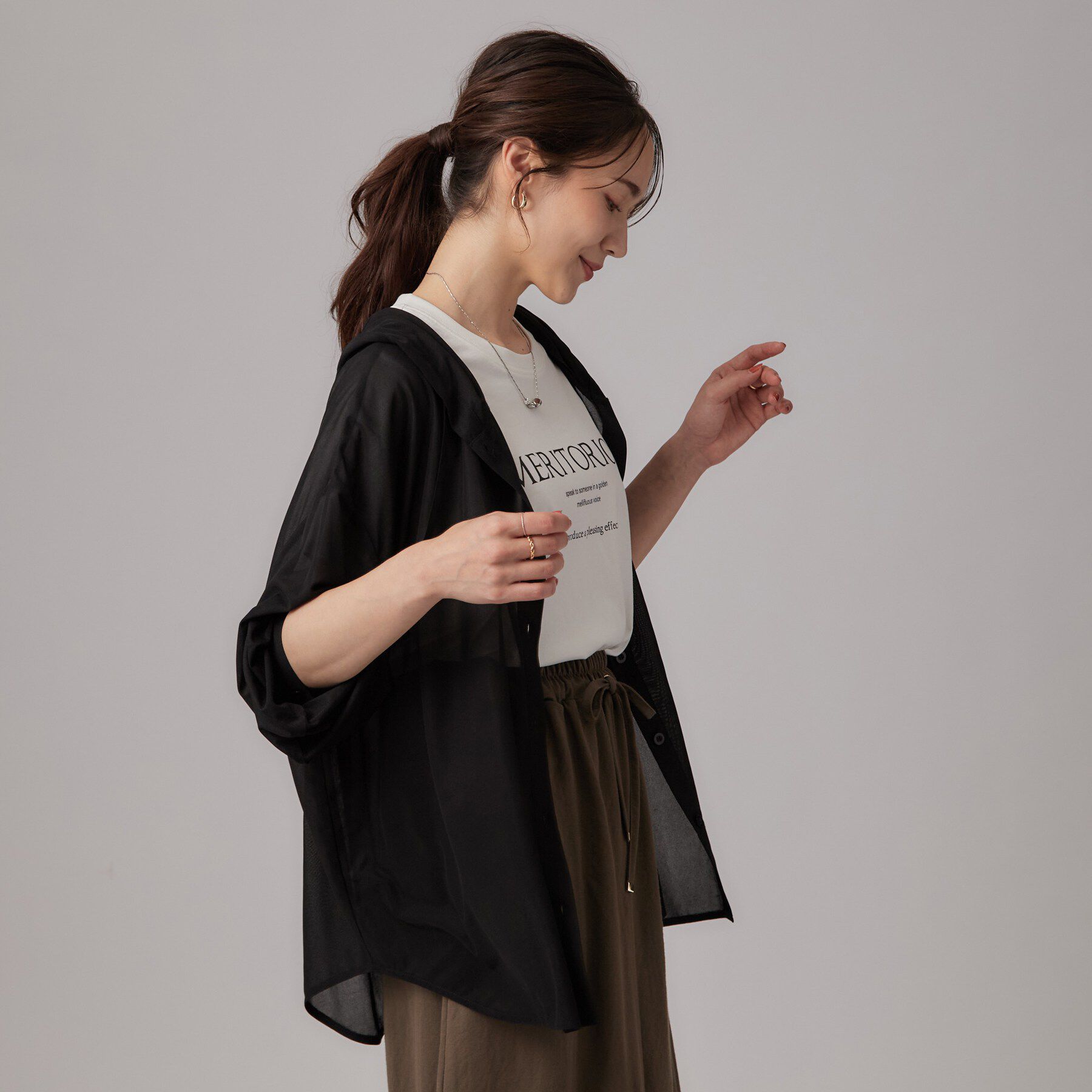SHOO･LA･RUE「【洗濯機可/体型カバー】程よい透け感の ゆるシルエットシア―シャツ」|パーカー|