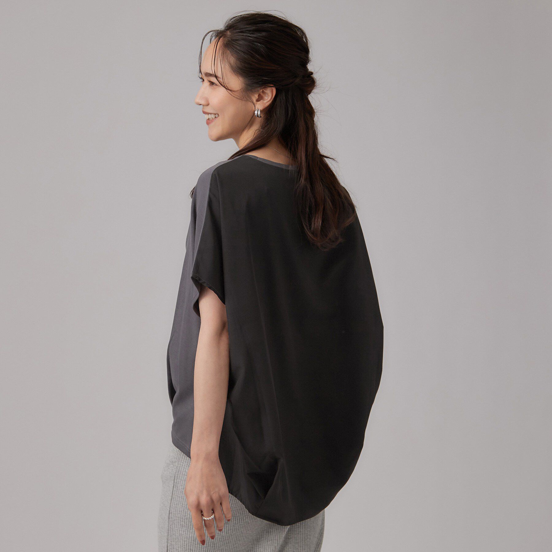SHOO･LA･RUE「【ひんやり/UV】異素材ドッキング 裾タックプルオーバー」|Tシャツ・カットソー|
