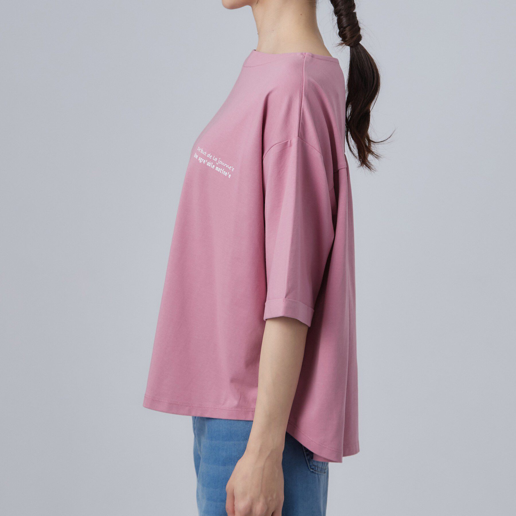 SHOO･LA･RUE「【ひんやり/体型カバー】首元すっきり ゆるバックギャザーTシャツ」|Tシャツ・カットソー|