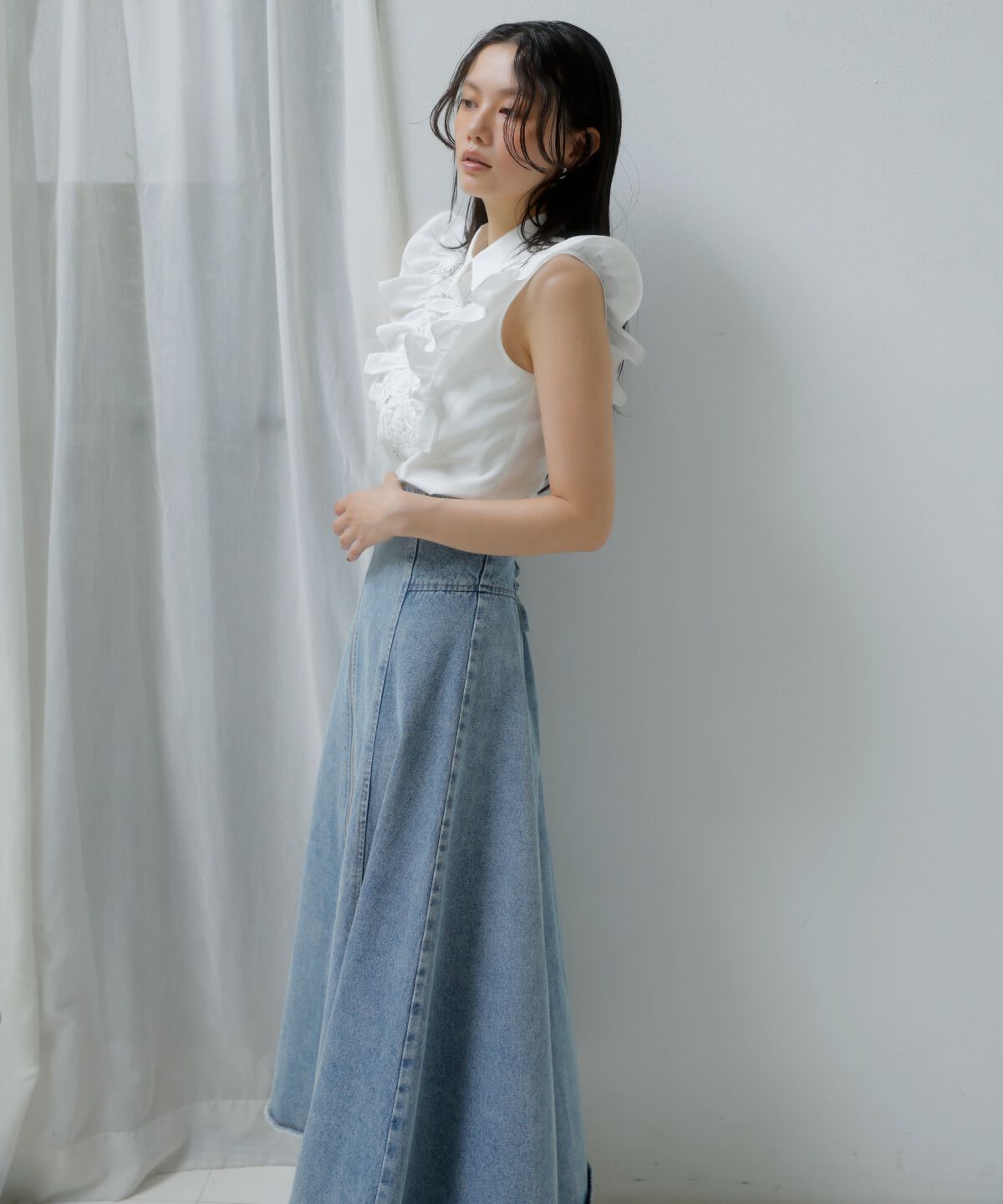 アンドクチュール「肩フリル刺繍シャツ」|シャツ・ブラウス|