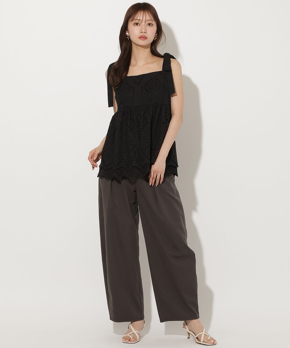 アンドクチュール「コットンレースペプラムトップス」|キャミソール|
