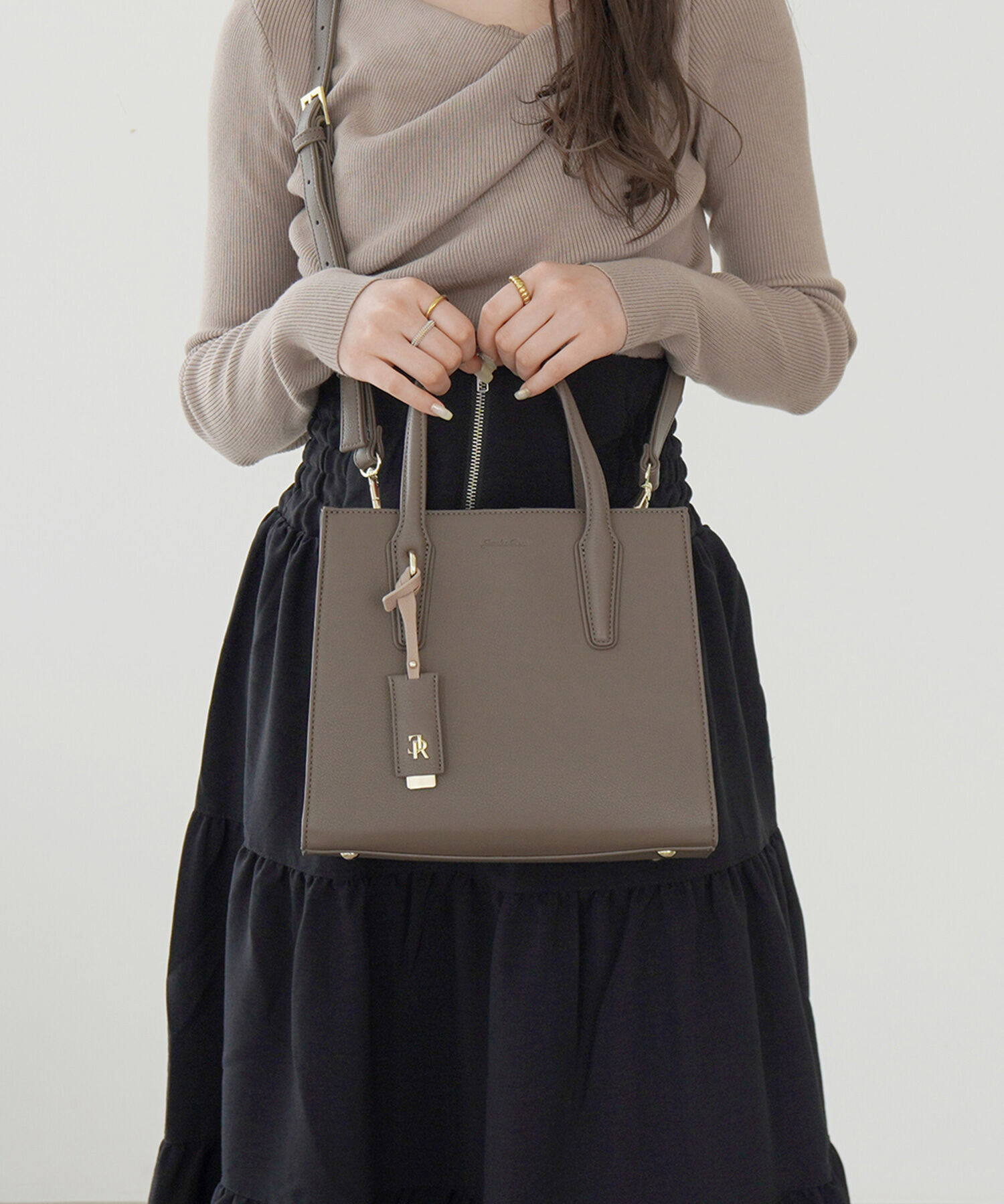 Jewelna Rose「Jewelna Rose へレス ハンドバッグ 16221」|ショルダー・メッセンジャー|グレージュ