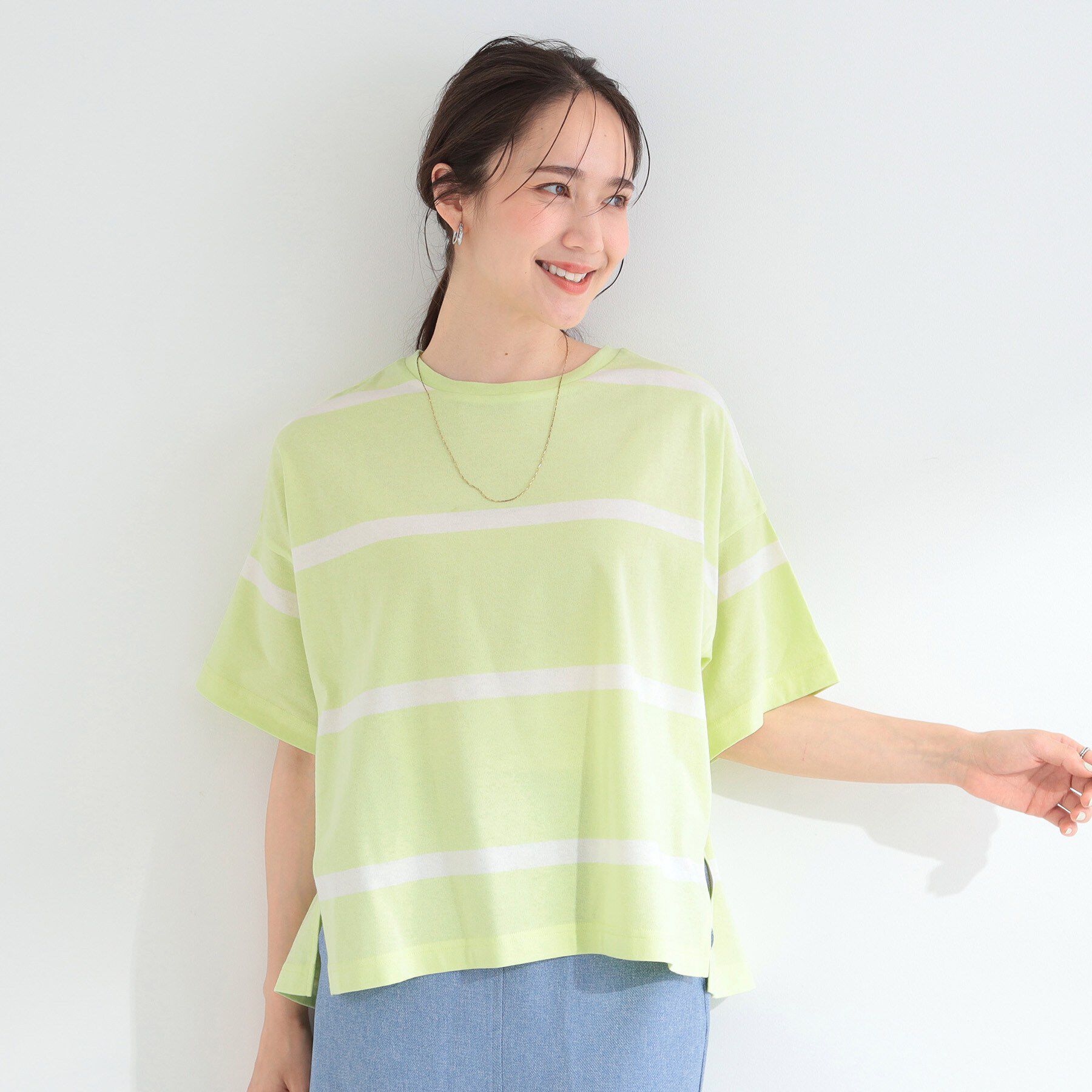 SHOO･LA･RUE「【ひんやり/S-LL】涼しげで爽やか 太ボーダー斜め切り替えTシャツ」|Tシャツ・カットソー|
