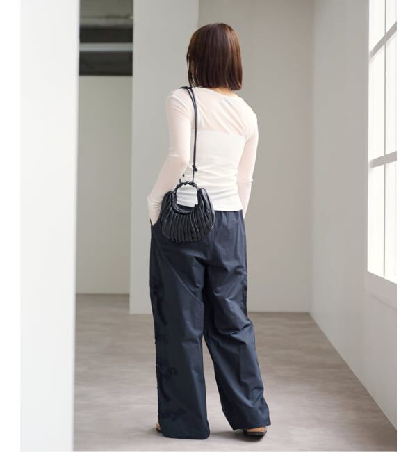 U by SPICK&SPAN「サイド刺繍パンツ」|スラックス|