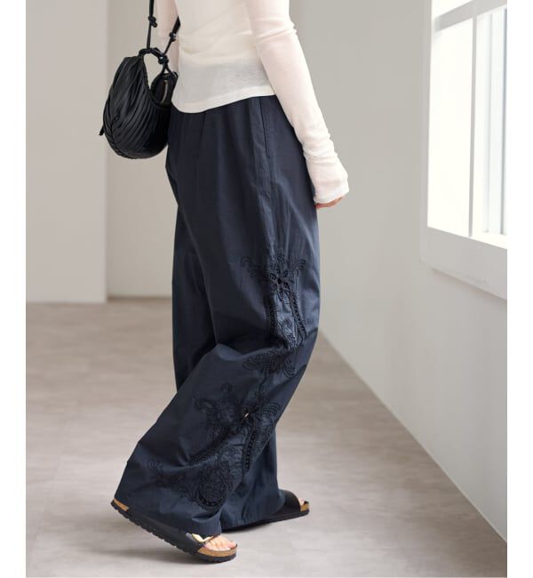 U by SPICK&SPAN「サイド刺繍パンツ」|スラックス|