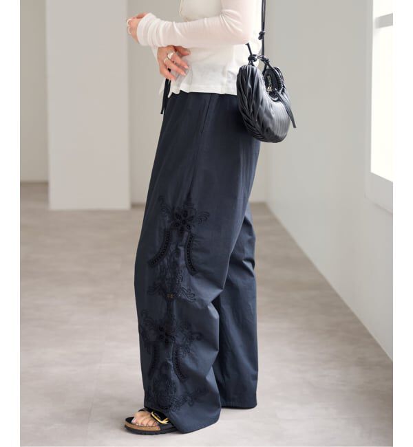 U by SPICK&SPAN「サイド刺繍パンツ」|スラックス|
