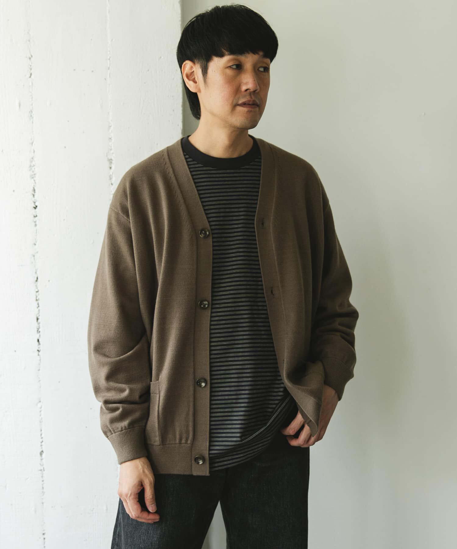 URBAN RESEARCH DOORS「『XLｻｲｽﾞ/WEB限定/仁村紗和さん着用』『UR TECH 200日ﾆｯﾄ』Vﾈｯｸｶｰ」|カーディガン|