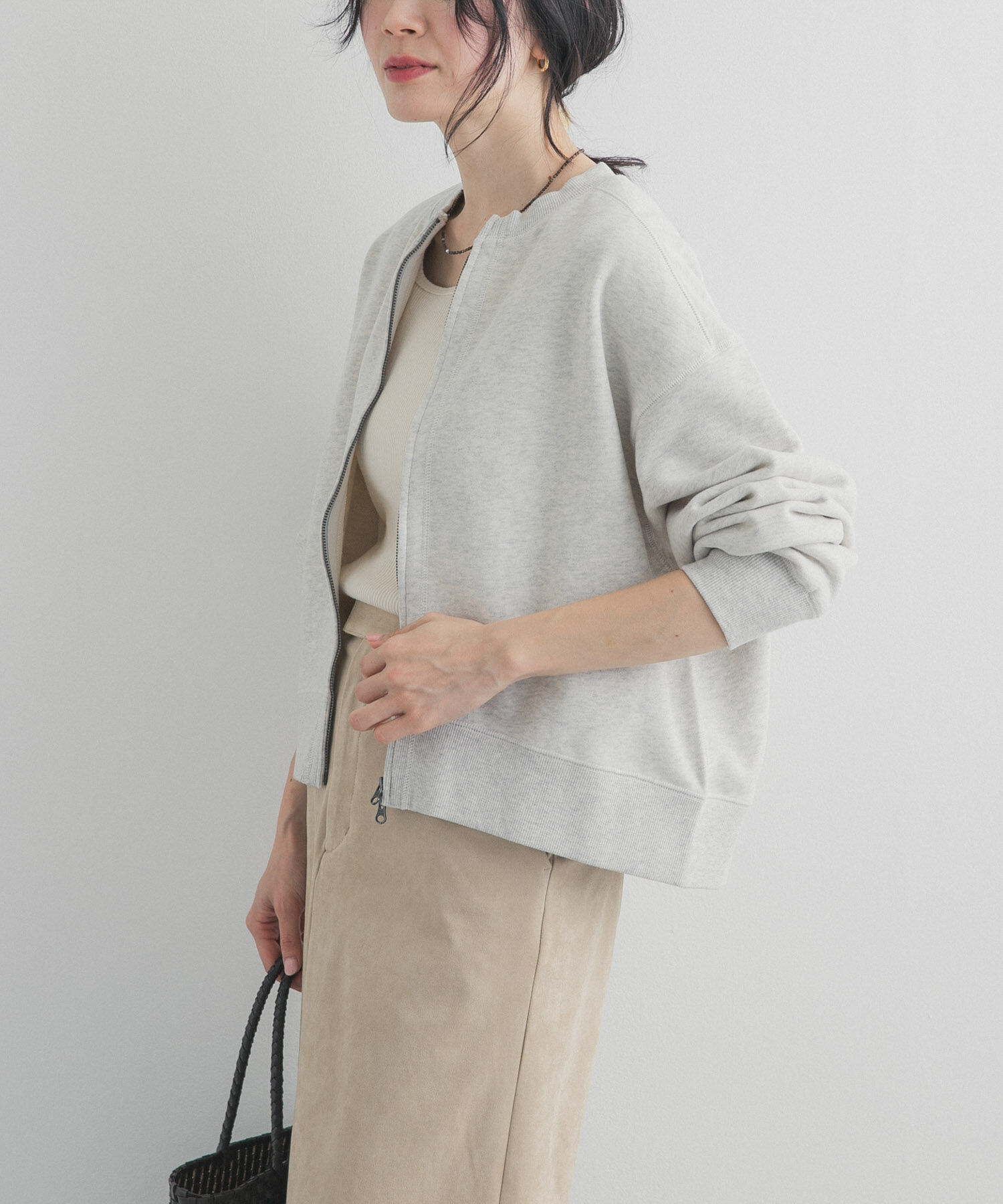 URBAN RESEARCH DOORS「『WEB/一部店舗限定カラー』コットンスウェットジップカーディガン」|カーディガン|ホワイト系その他