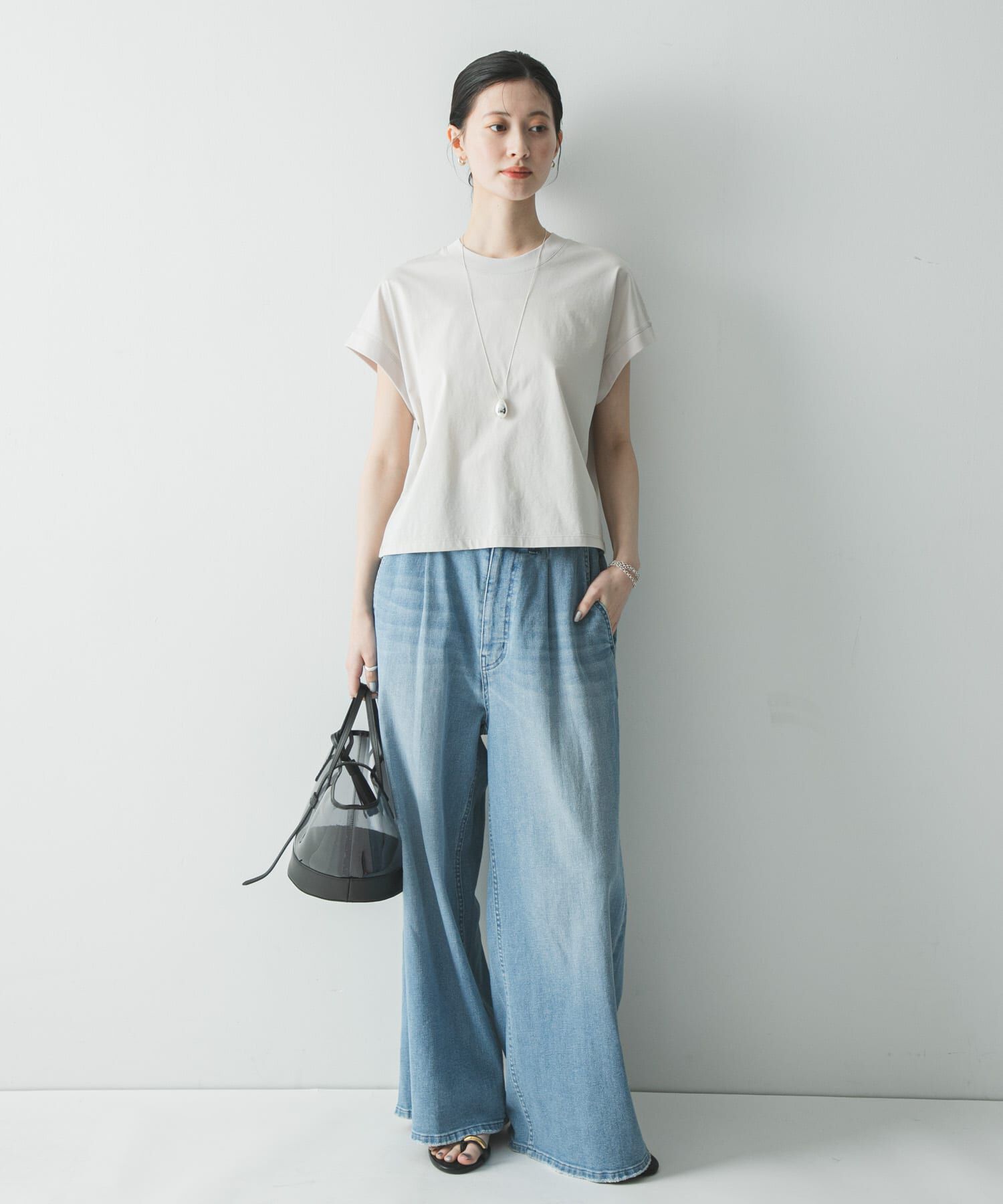 URBAN RESEARCH「『UR TECH/汗染み防止』スーピマコットンフレンチスリーブカットソー」|Tシャツ・カットソー|