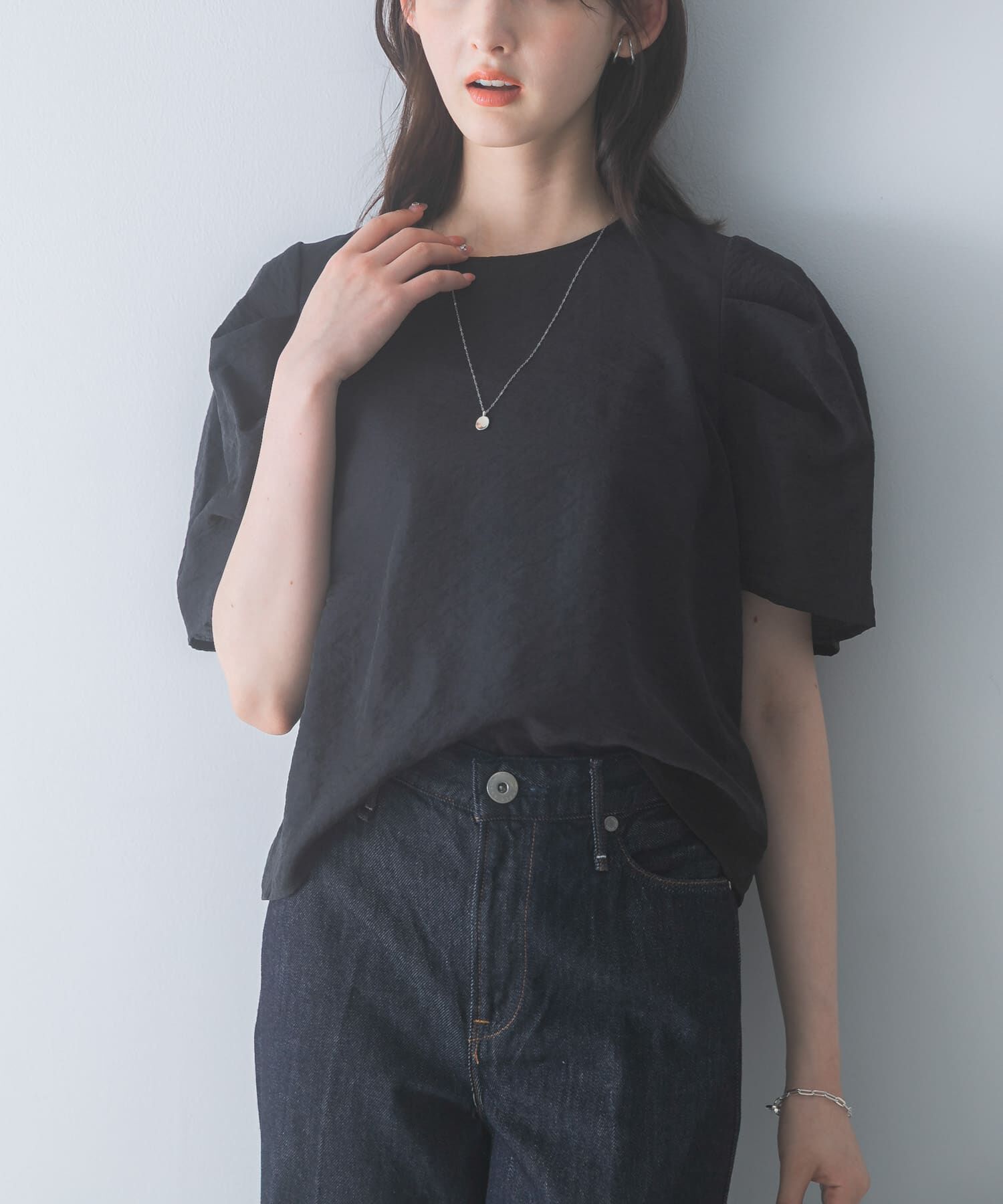 URBAN RESEARCH ROSSO「『WEB限定』フォルムスリーブシアーブラウス」|シャツ・ブラウス|