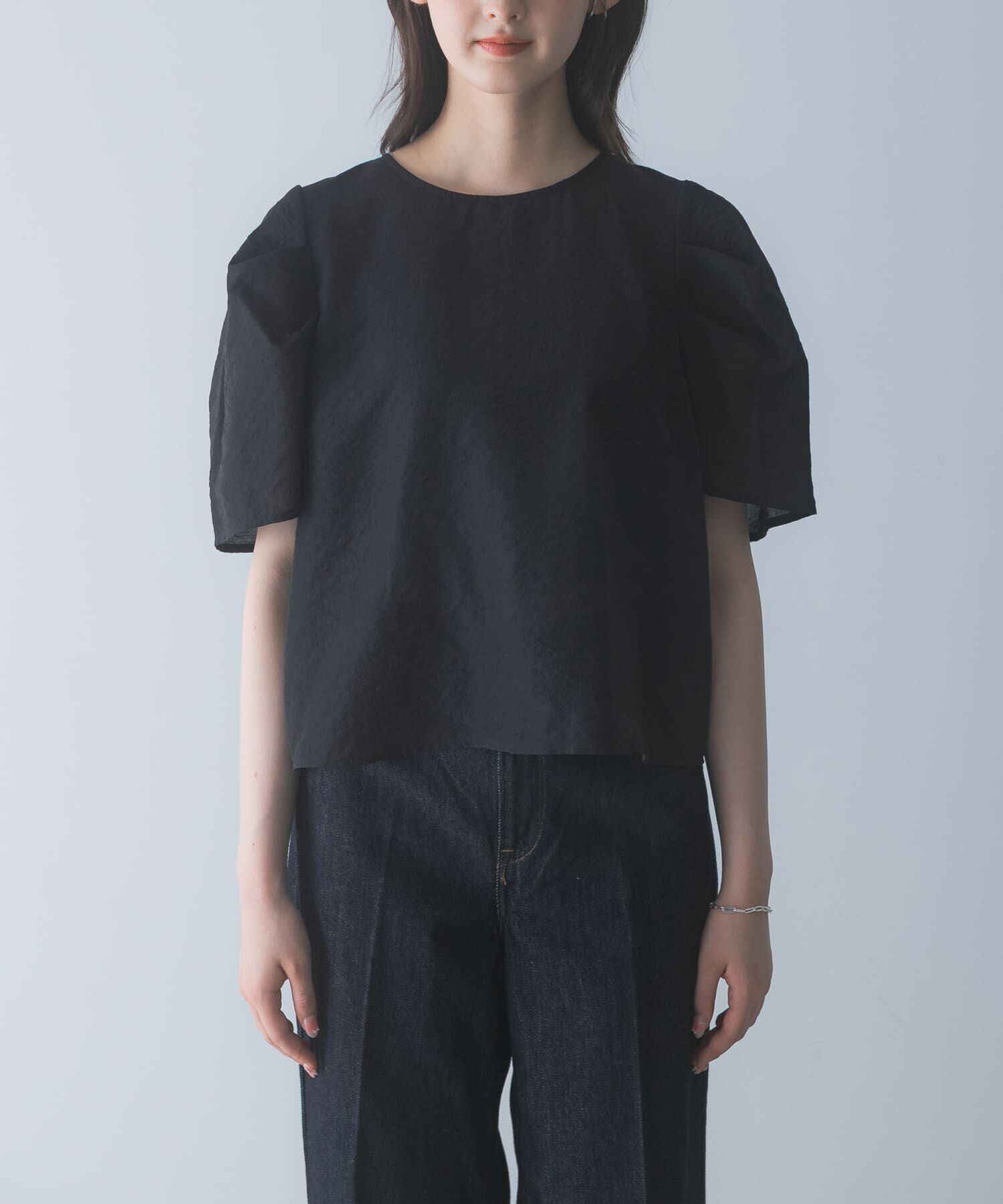 URBAN RESEARCH ROSSO「『WEB限定』フォルムスリーブシアーブラウス」|シャツ・ブラウス|
