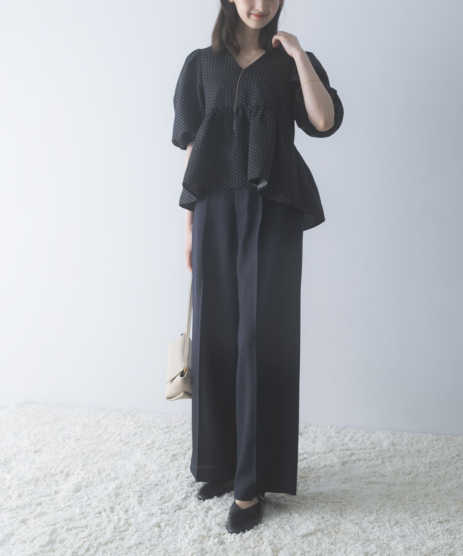 URBAN RESEARCH ROSSO「『WEB限定』ジャガードペプラムＶネックブラウス」|シャツ・ブラウス|