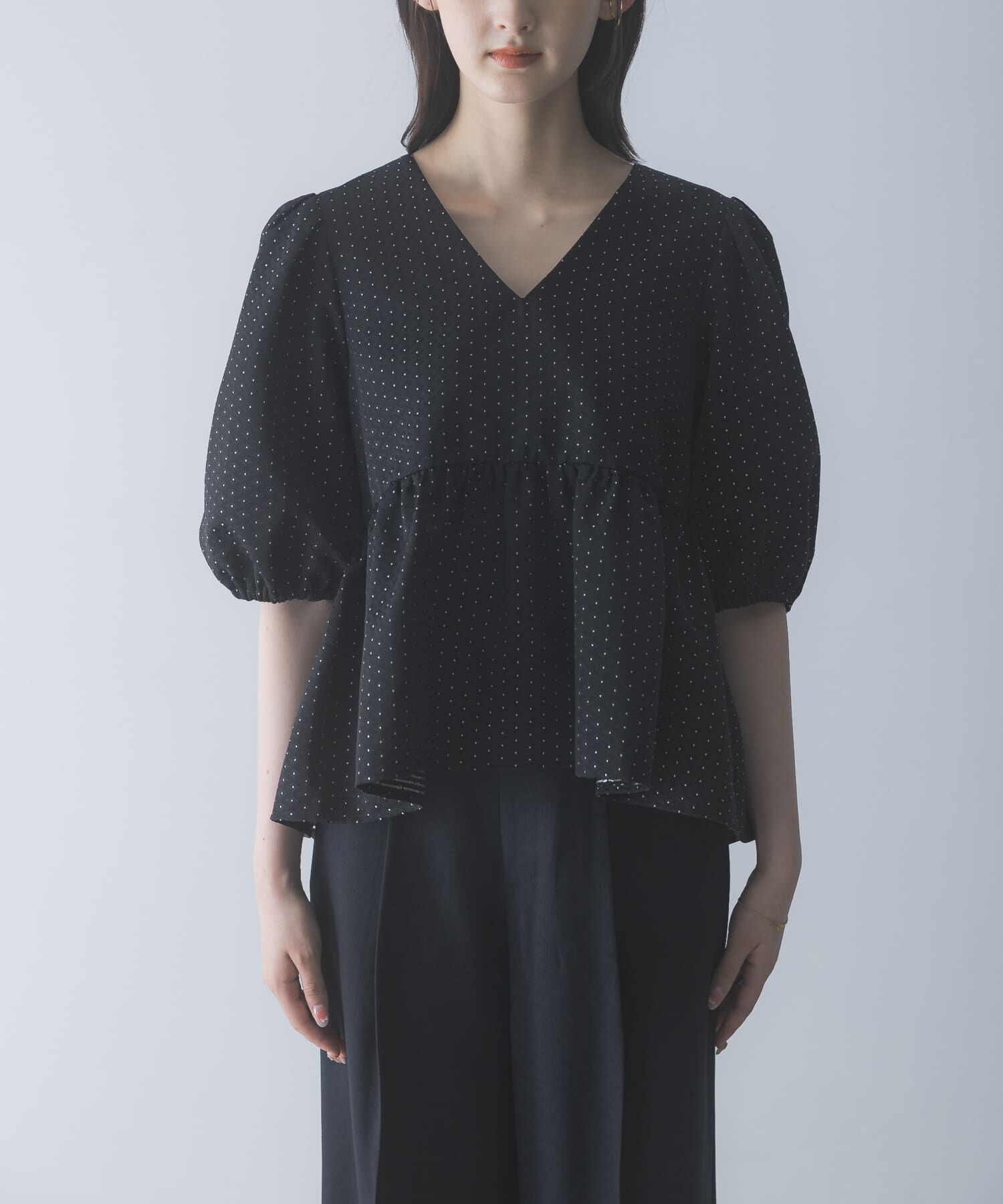URBAN RESEARCH ROSSO「『WEB限定』ジャガードペプラムＶネックブラウス」|シャツ・ブラウス|