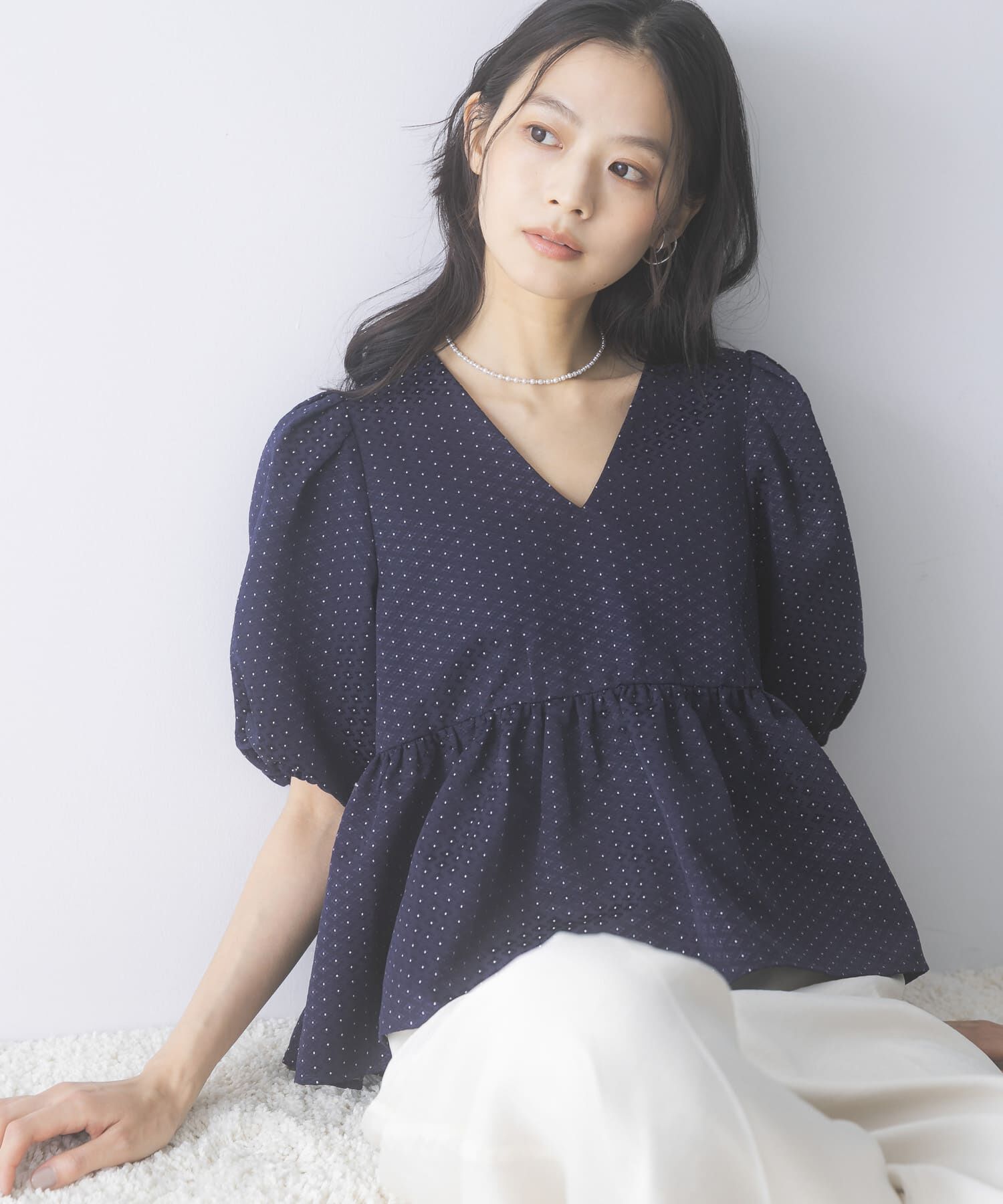 URBAN RESEARCH ROSSO「『WEB限定』ジャガードペプラムＶネックブラウス」|シャツ・ブラウス|