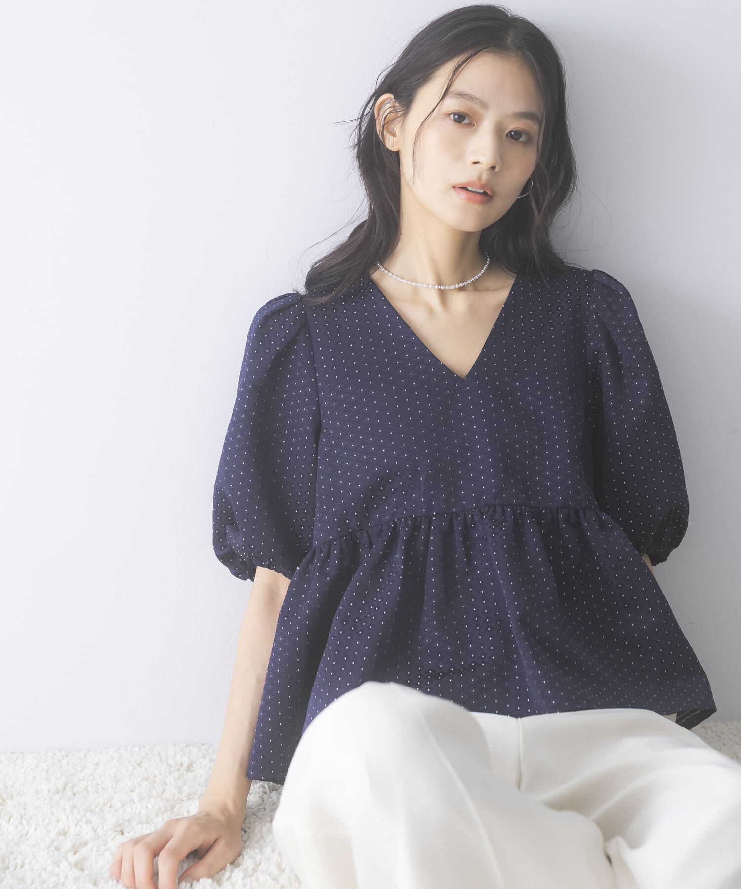URBAN RESEARCH ROSSO「『WEB限定』ジャガードペプラムＶネックブラウス」|シャツ・ブラウス|