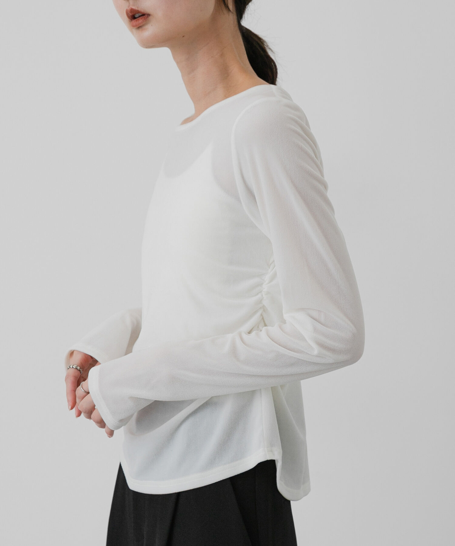 SENSE OF PLACE by URBAN RESEARCH「サイドシャーリングベロアロングTシャツ」|Tシャツ・カットソー|オフホワイト